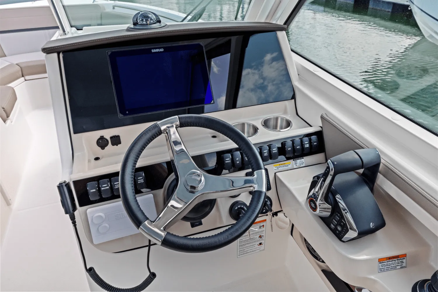 2025 Boston Whaler 280 Vantage Image Thumbnail #26