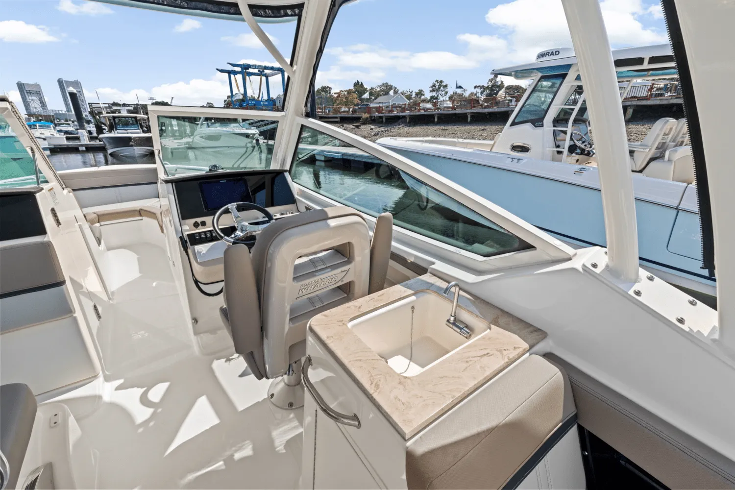 2025 Boston Whaler 280 Vantage Image Thumbnail #17