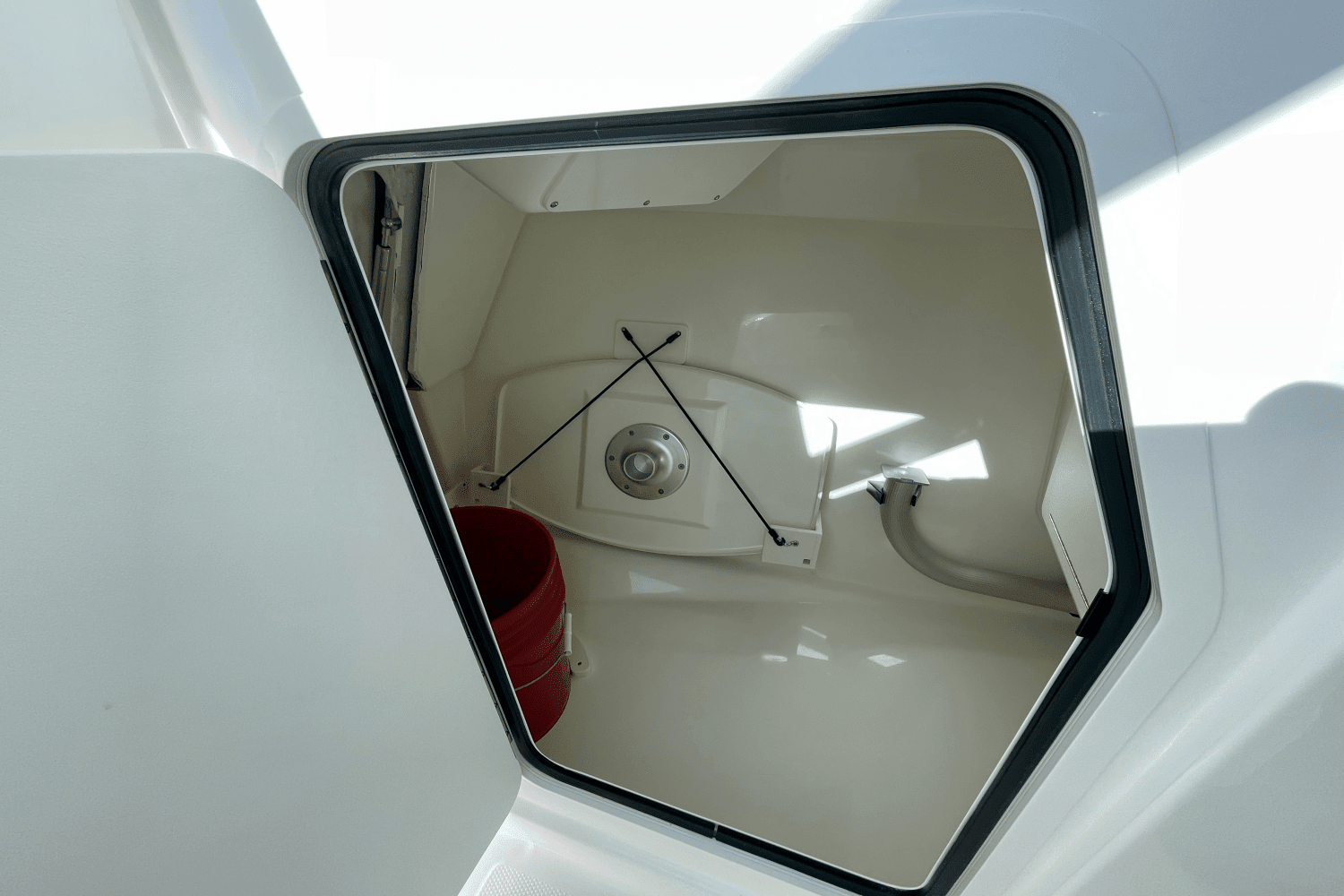 2025 Boston Whaler 280 Vantage Image Thumbnail #28