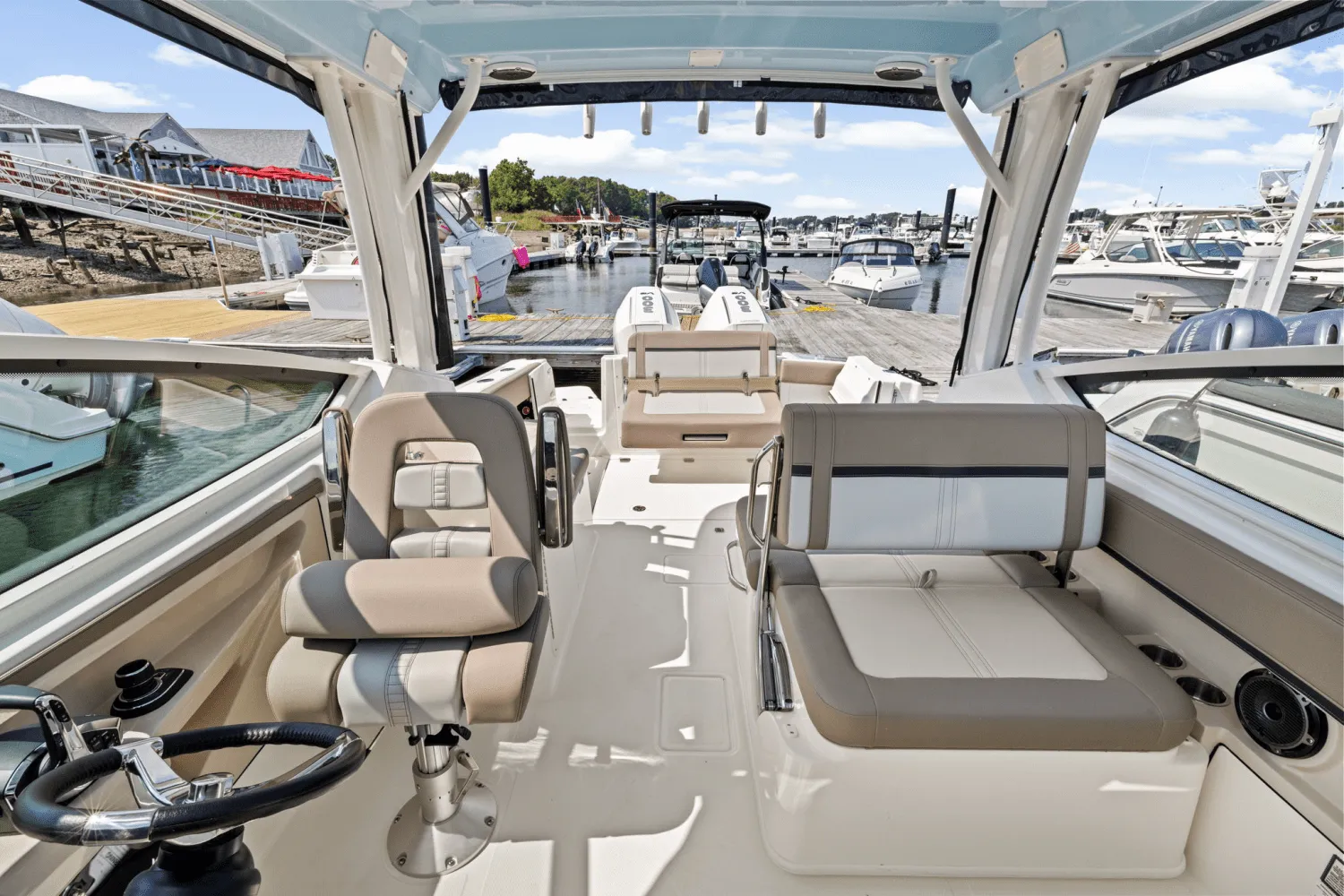 2025 Boston Whaler 280 Vantage Image Thumbnail #33