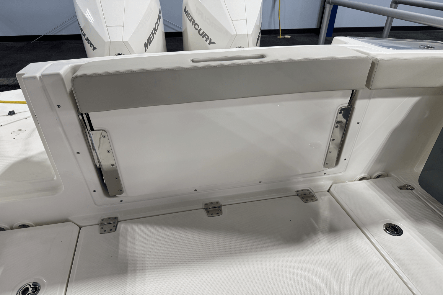 2025 Boston Whaler 280 Vantage Image Thumbnail #5