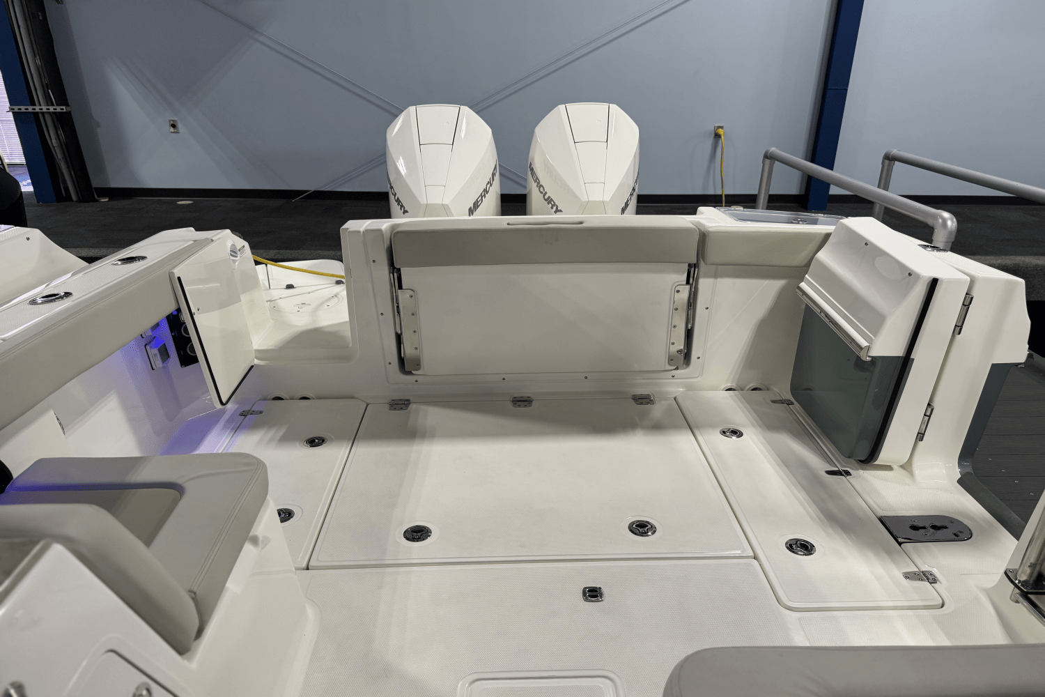 2025 Boston Whaler 280 Vantage Image Thumbnail #22