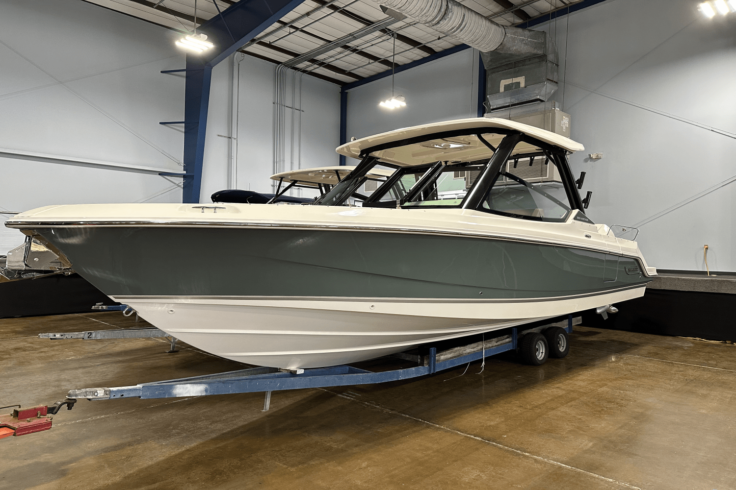 2025 Boston Whaler 280 Vantage Image Thumbnail #1