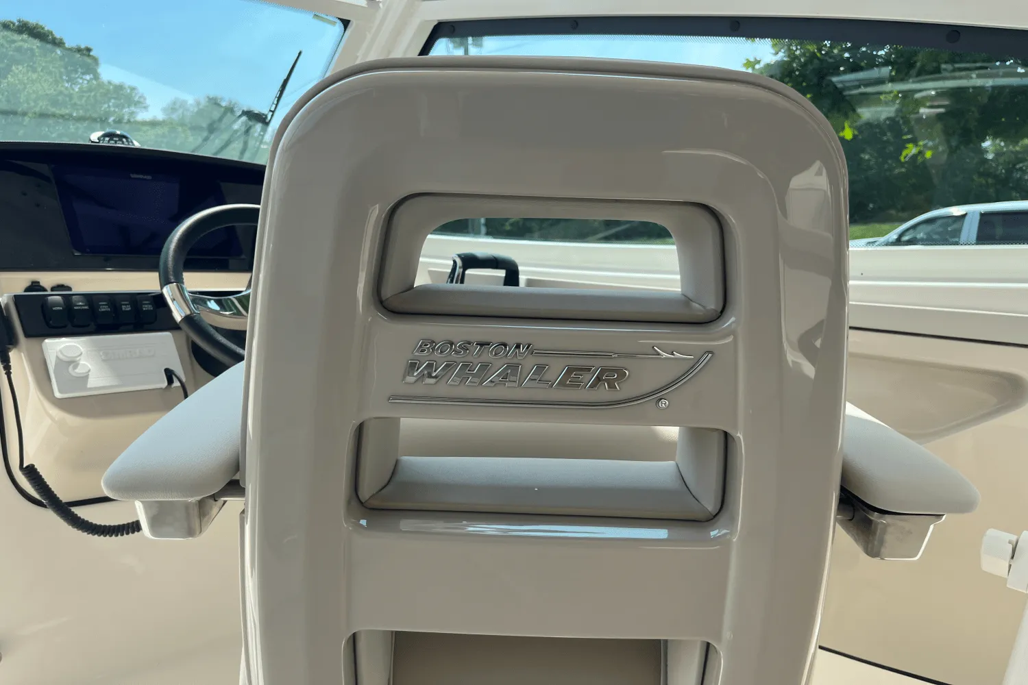 2025 Boston Whaler 280 Vantage Image Thumbnail #18