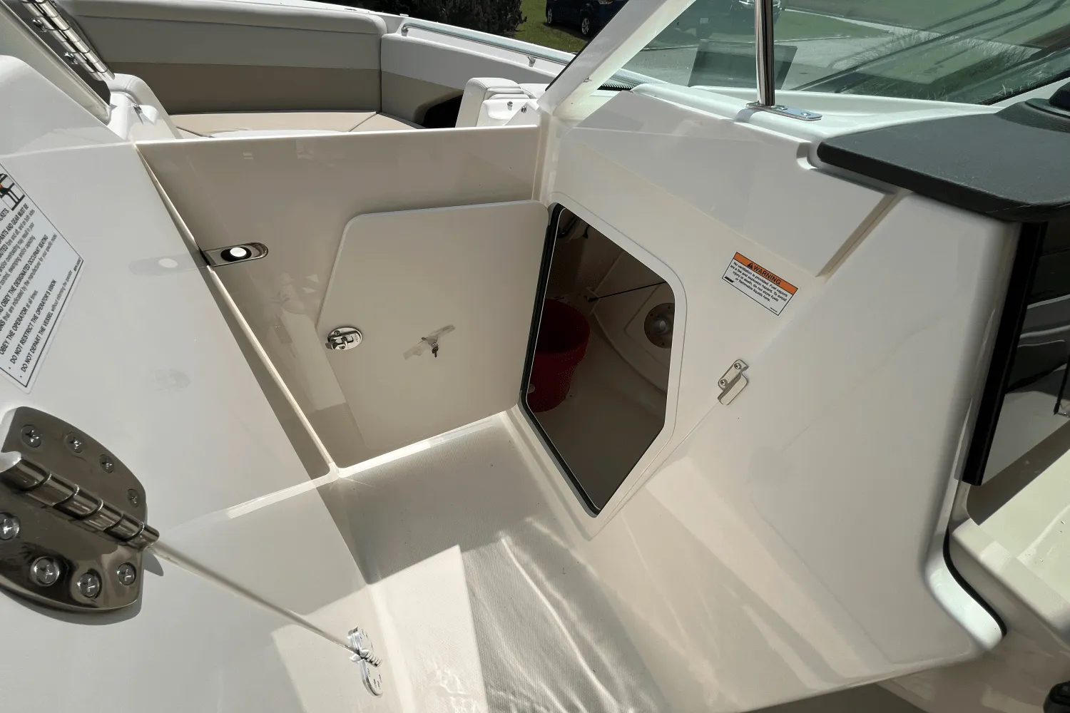 2025 Boston Whaler 280 Vantage Image Thumbnail #14