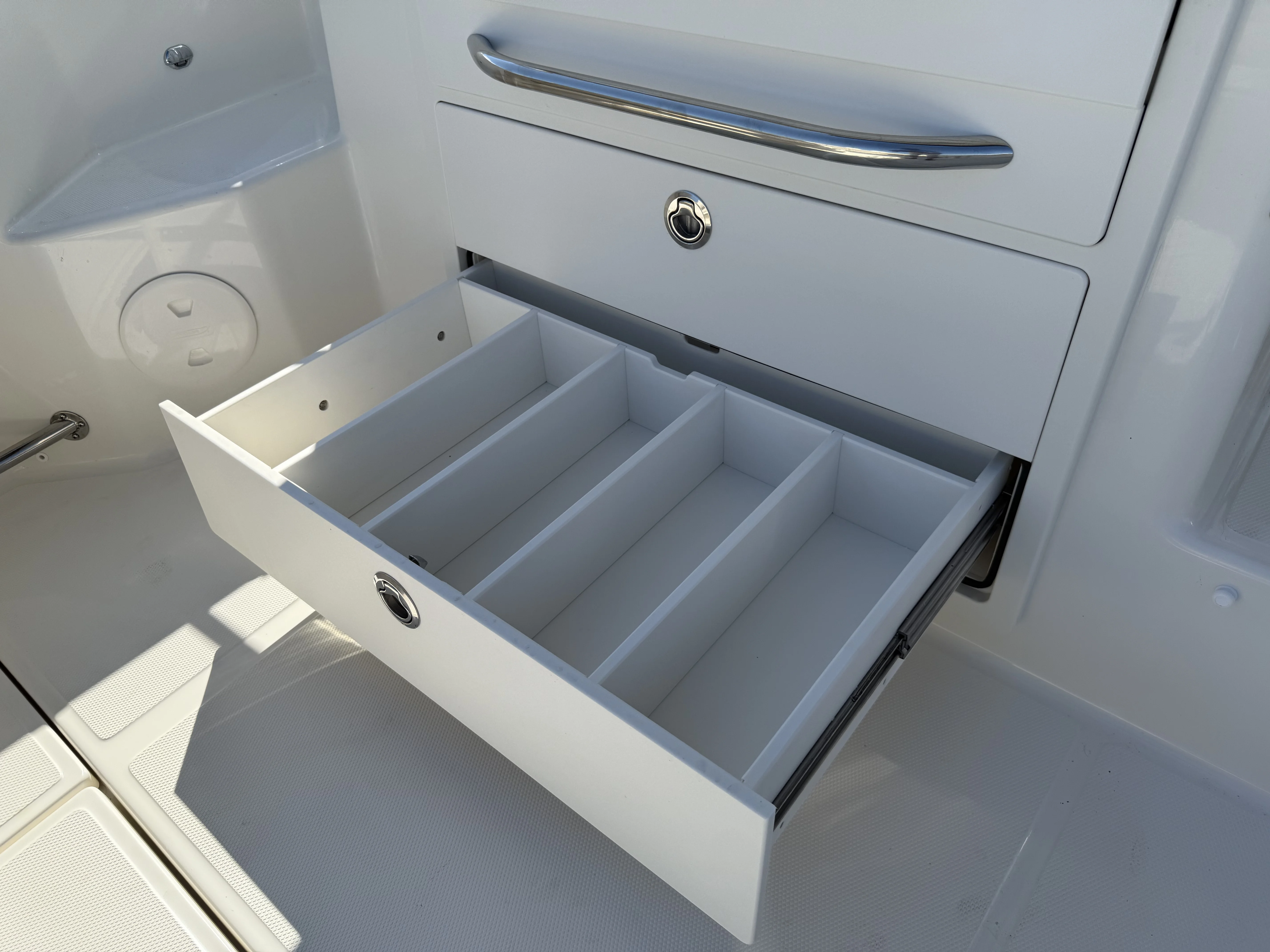 2026 Boston Whaler 325 Conquest Image Thumbnail #9