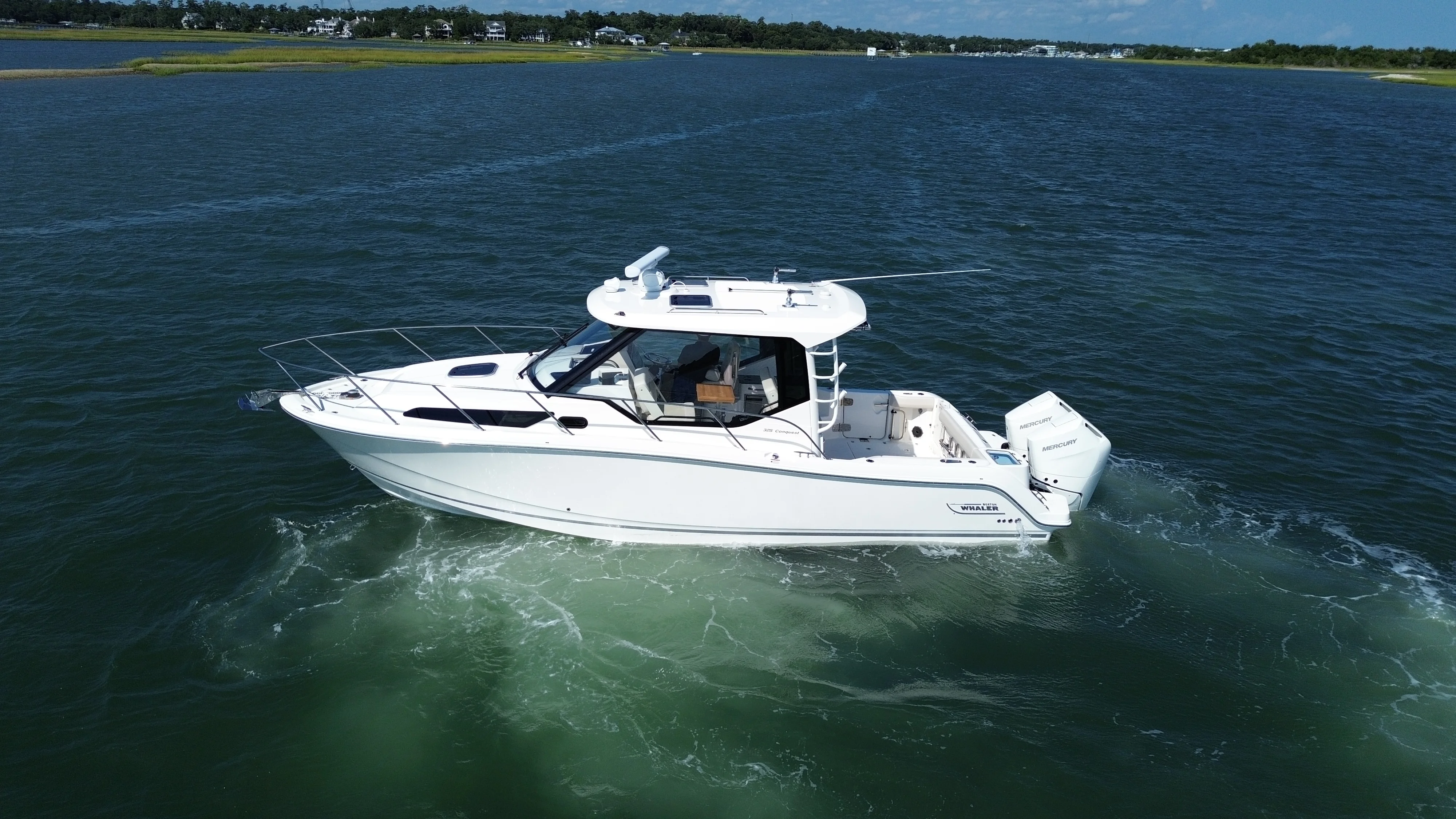 2026 Boston Whaler 325 Conquest Image Thumbnail #4