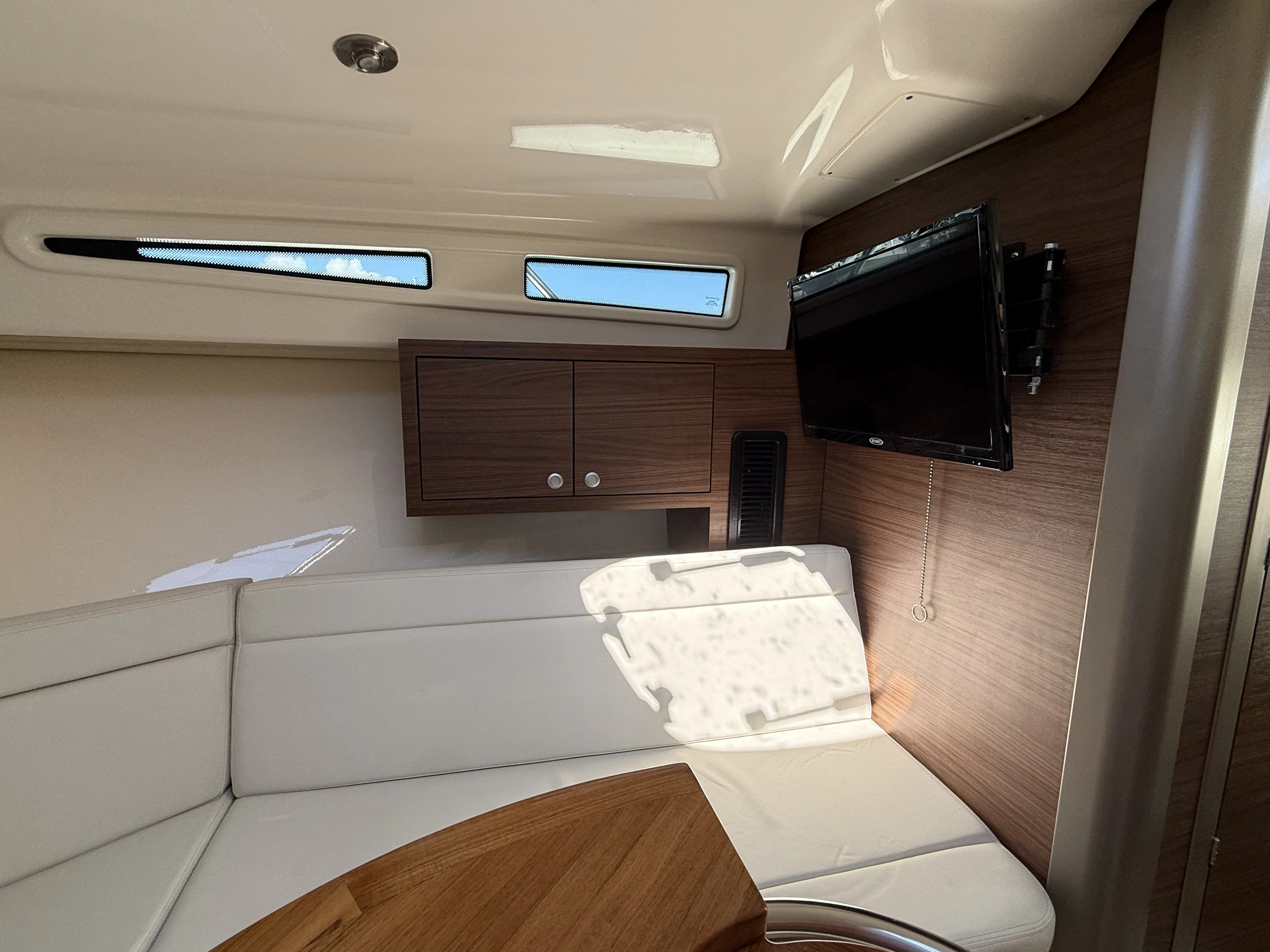 2026 Boston Whaler 325 Conquest Image Thumbnail #13