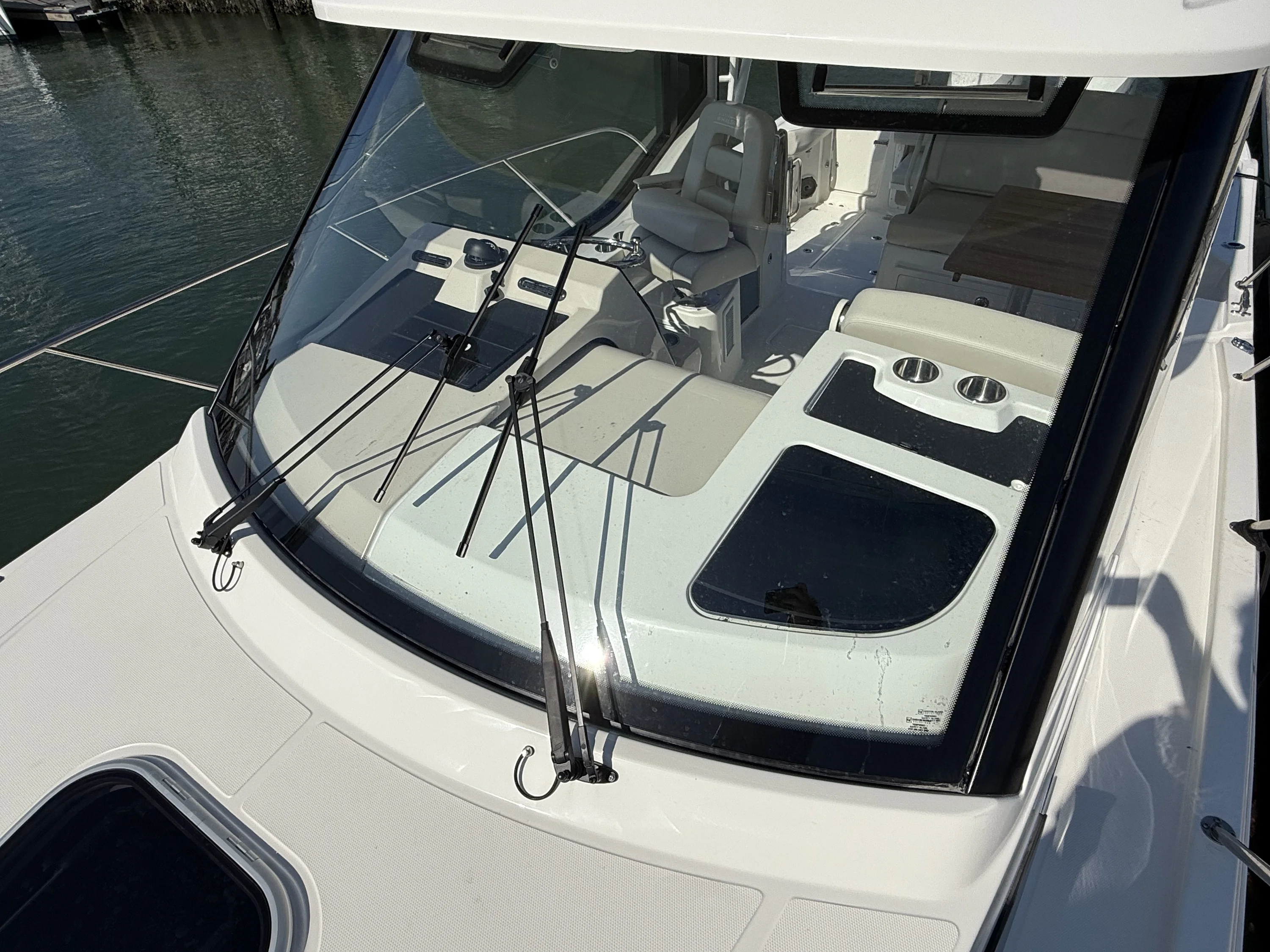 2026 Boston Whaler 325 Conquest Image Thumbnail #17