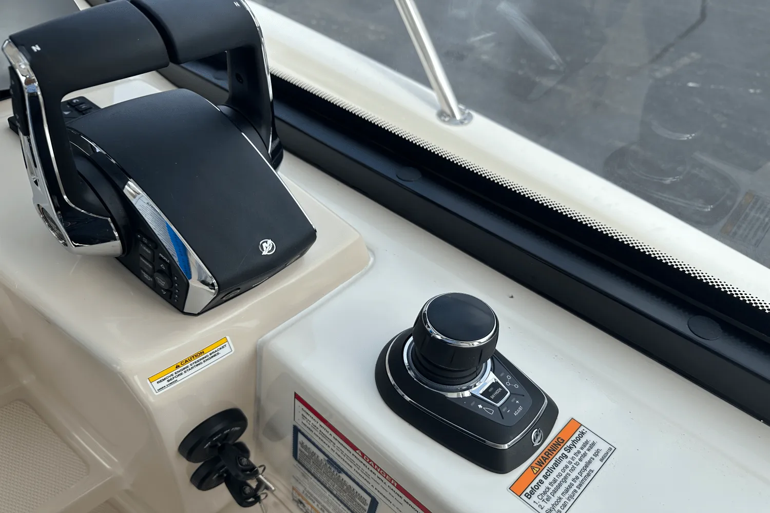 2026 Boston Whaler 325 Conquest Image Thumbnail #26