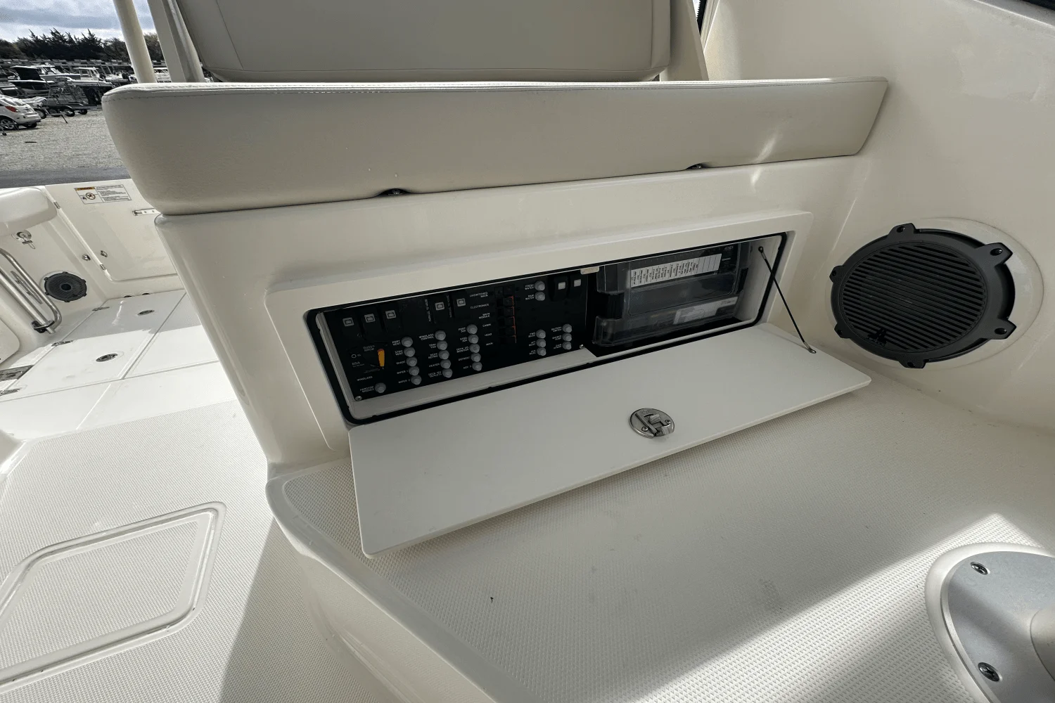 2026 Boston Whaler 325 Conquest Image Thumbnail #26