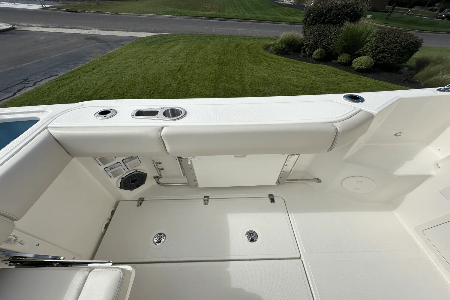 2026 Boston Whaler 325 Conquest Image Thumbnail #13