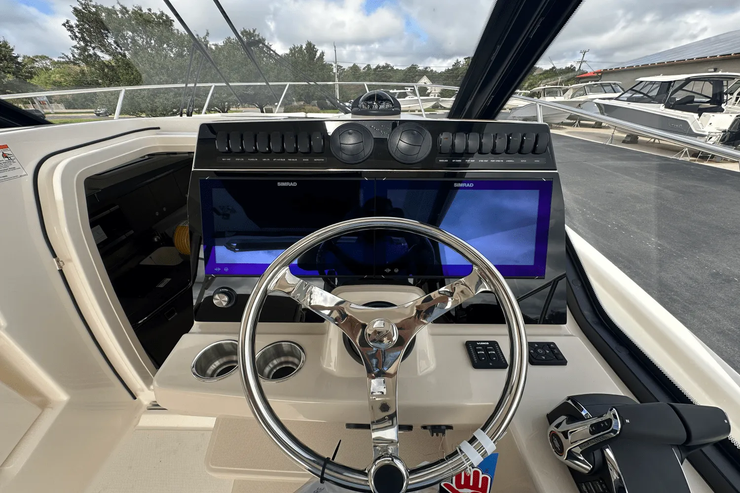 2026 Boston Whaler 325 Conquest Image Thumbnail #27