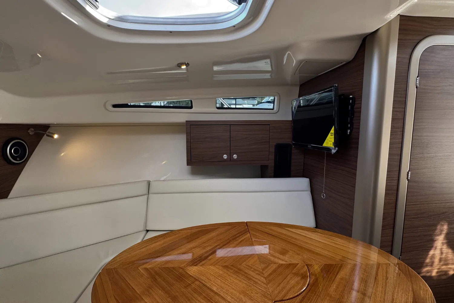 2026 Boston Whaler 325 Conquest Image Thumbnail #38