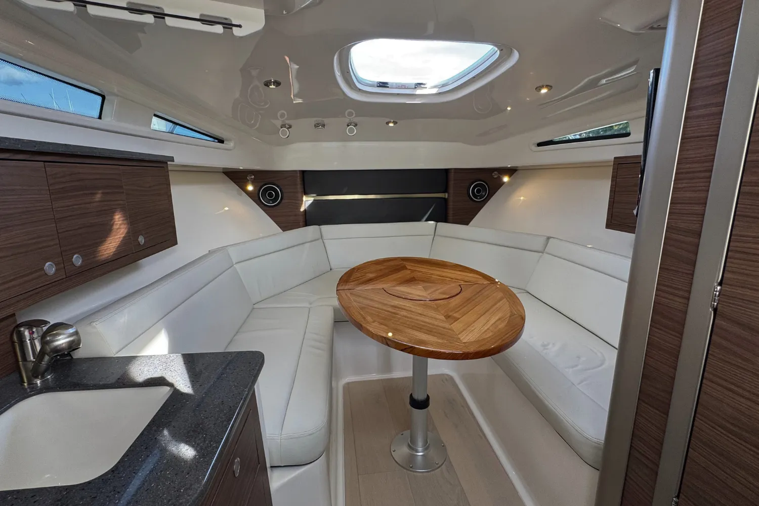 2026 Boston Whaler 325 Conquest Image Thumbnail #36