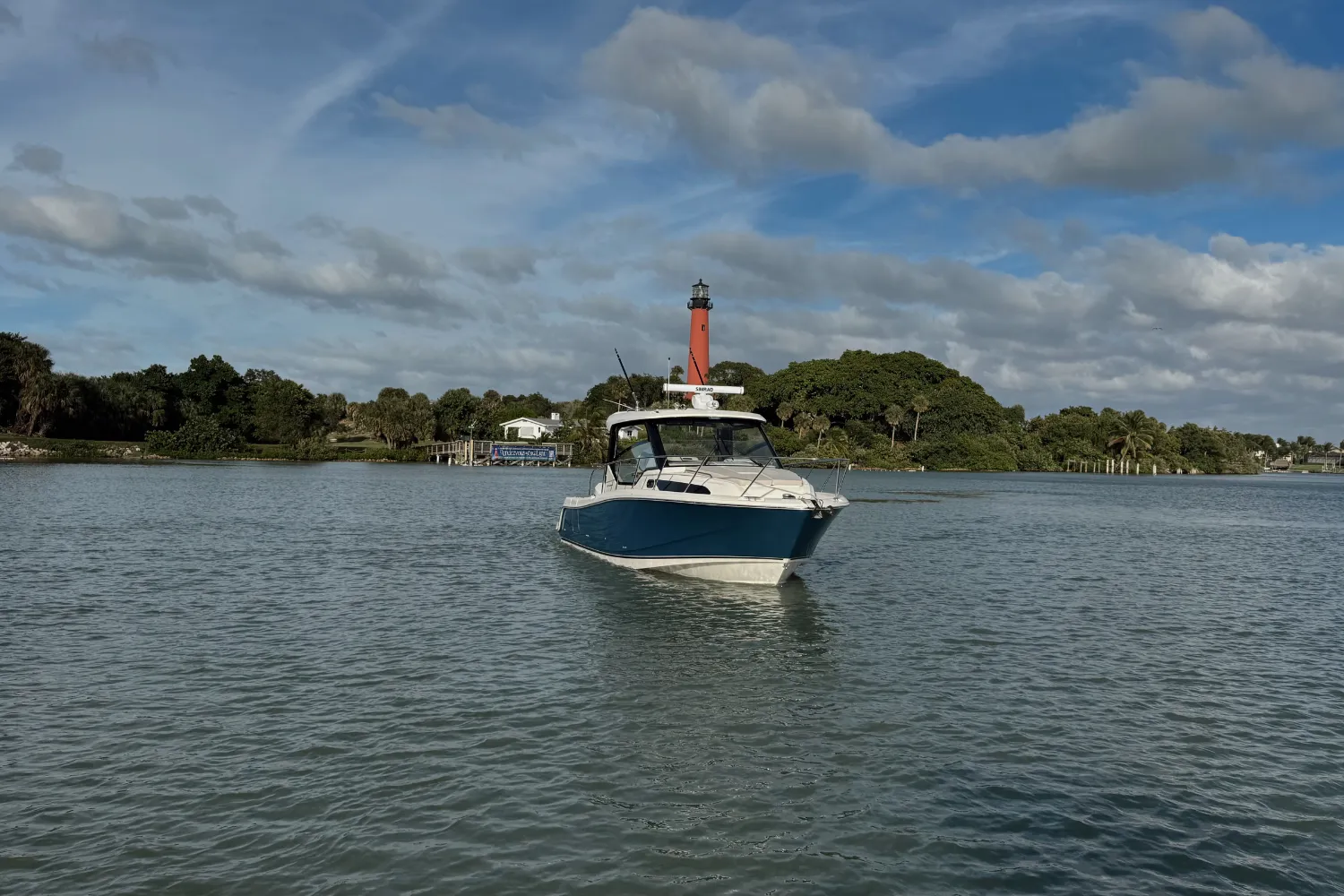 2026 Boston Whaler 325 Conquest Image Thumbnail #5