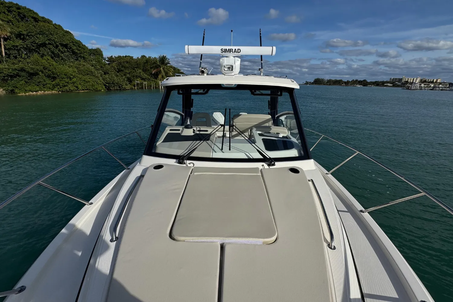 2026 Boston Whaler 325 Conquest Image Thumbnail #32