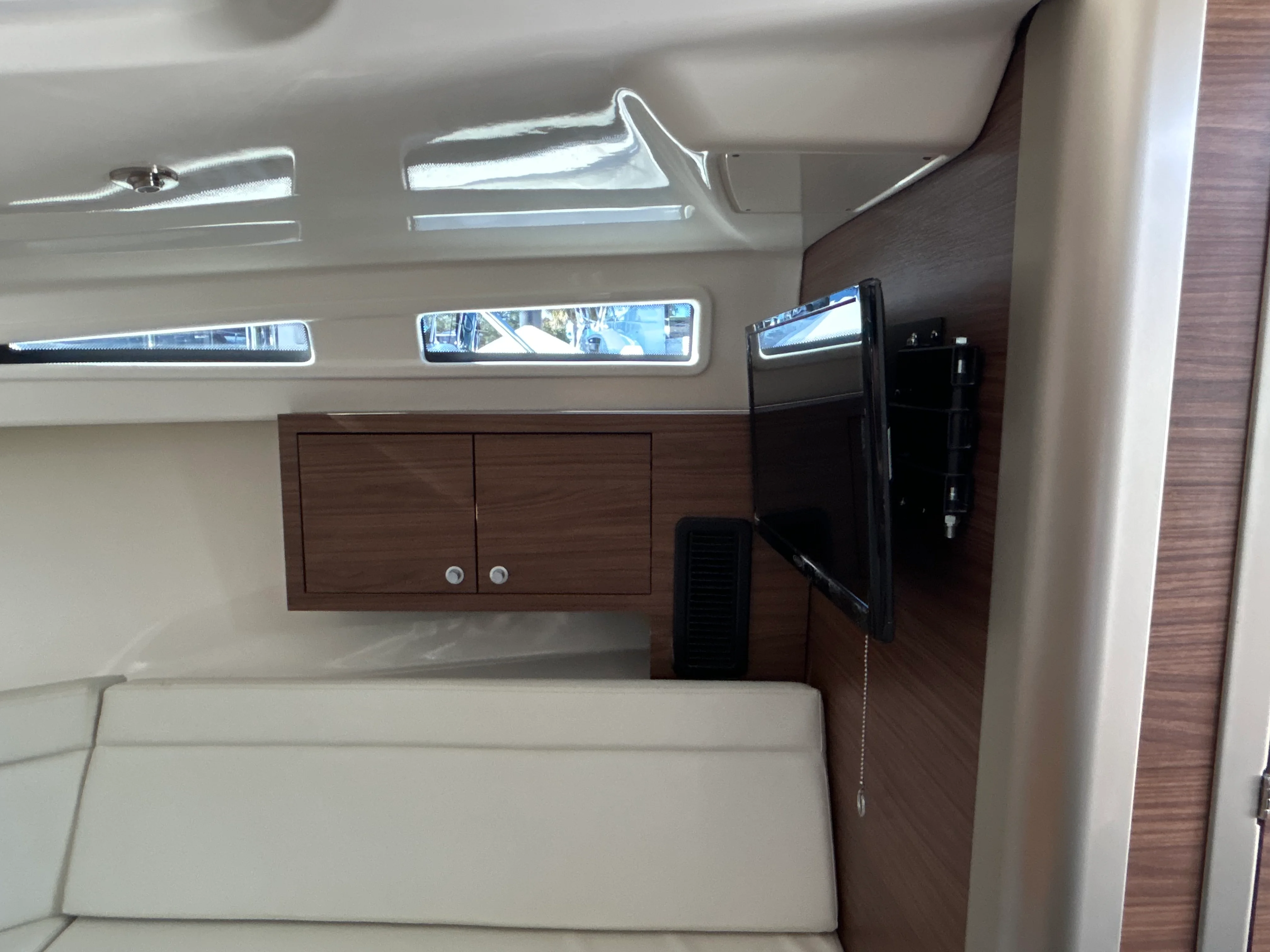 2026 Boston Whaler 325 Conquest Image Thumbnail #29