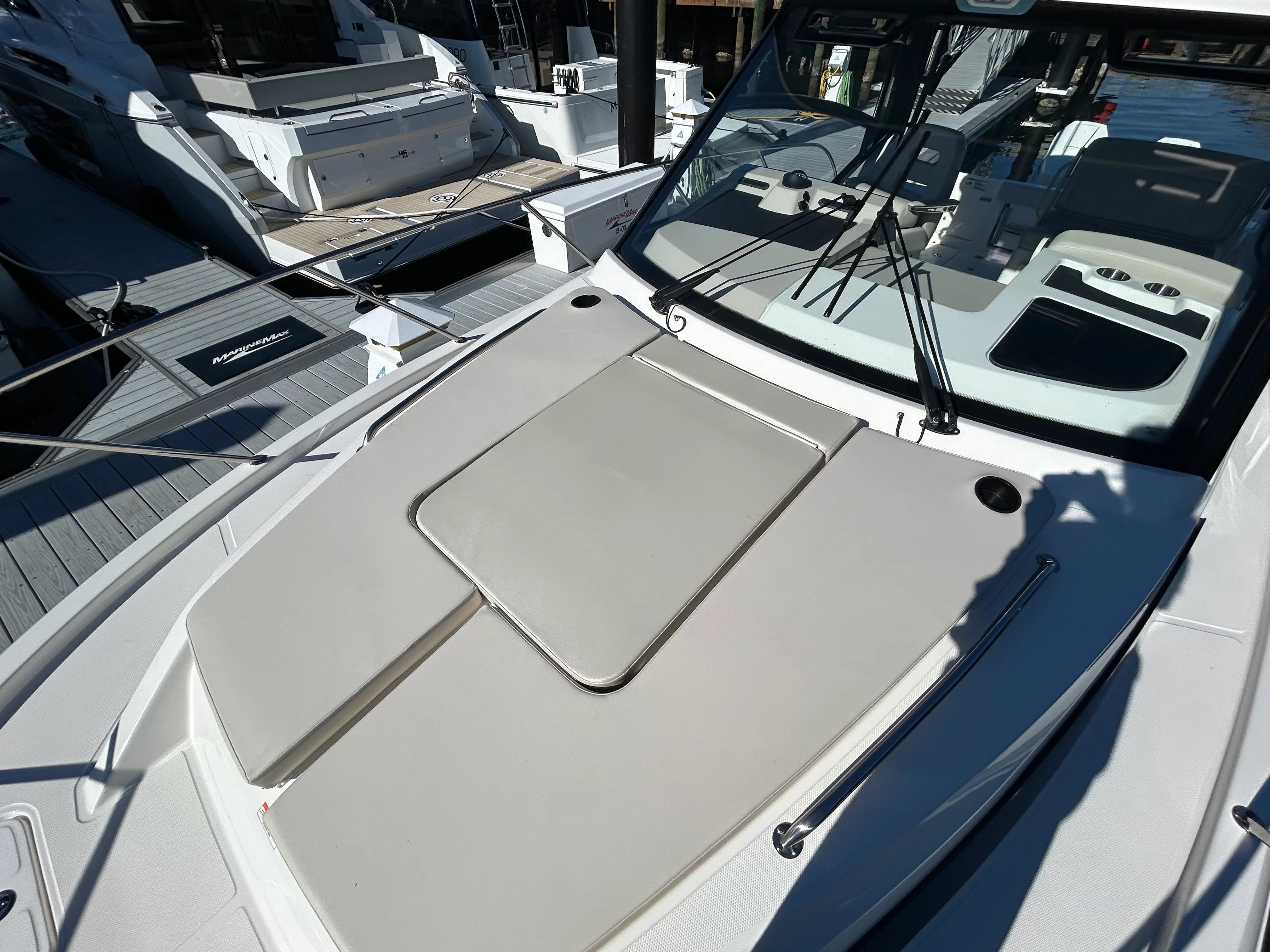 2026 Boston Whaler 325 Conquest Image Thumbnail #38