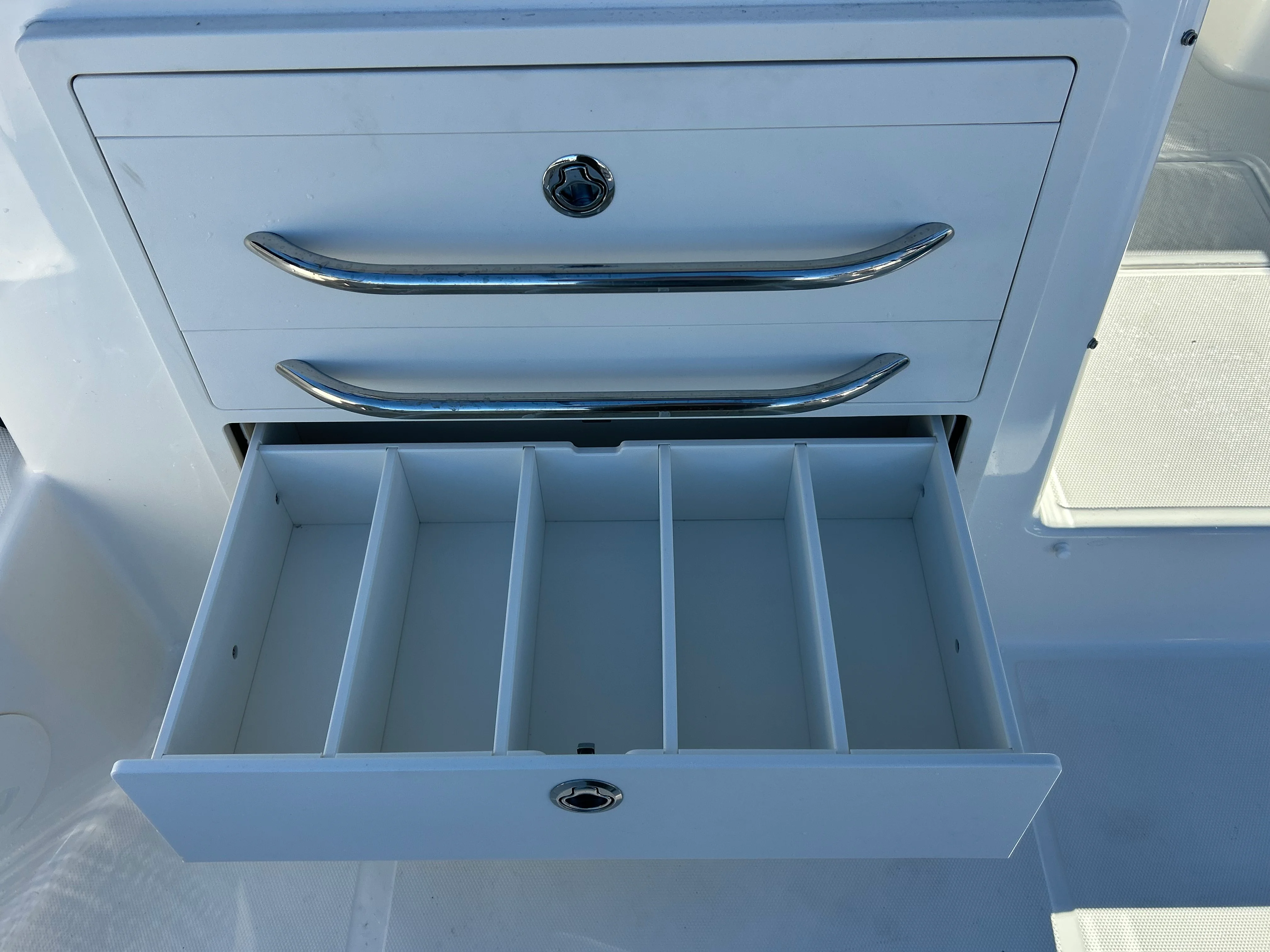 2026 Boston Whaler 325 Conquest Image Thumbnail #8