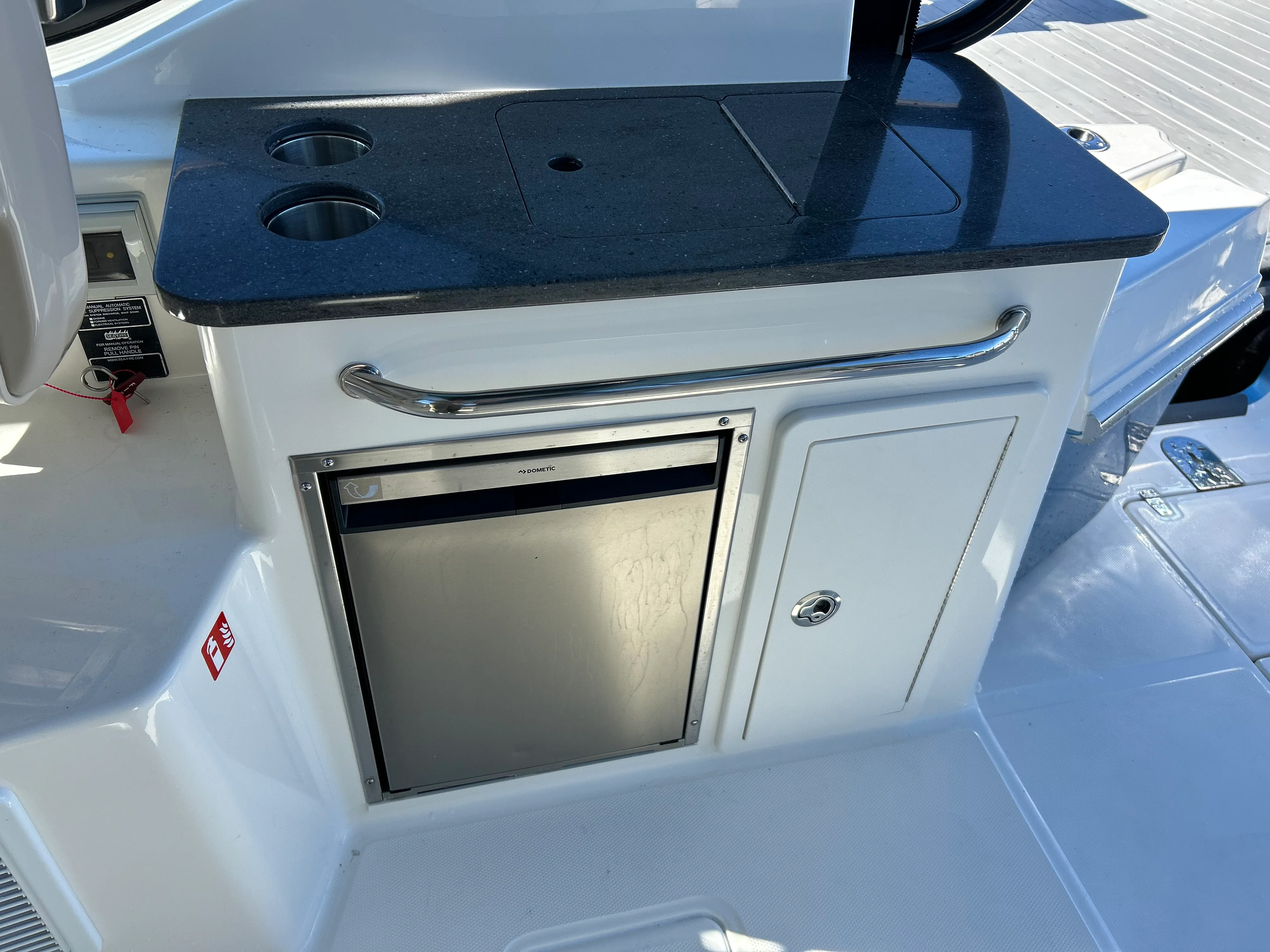 2026 Boston Whaler 325 Conquest Image Thumbnail #15