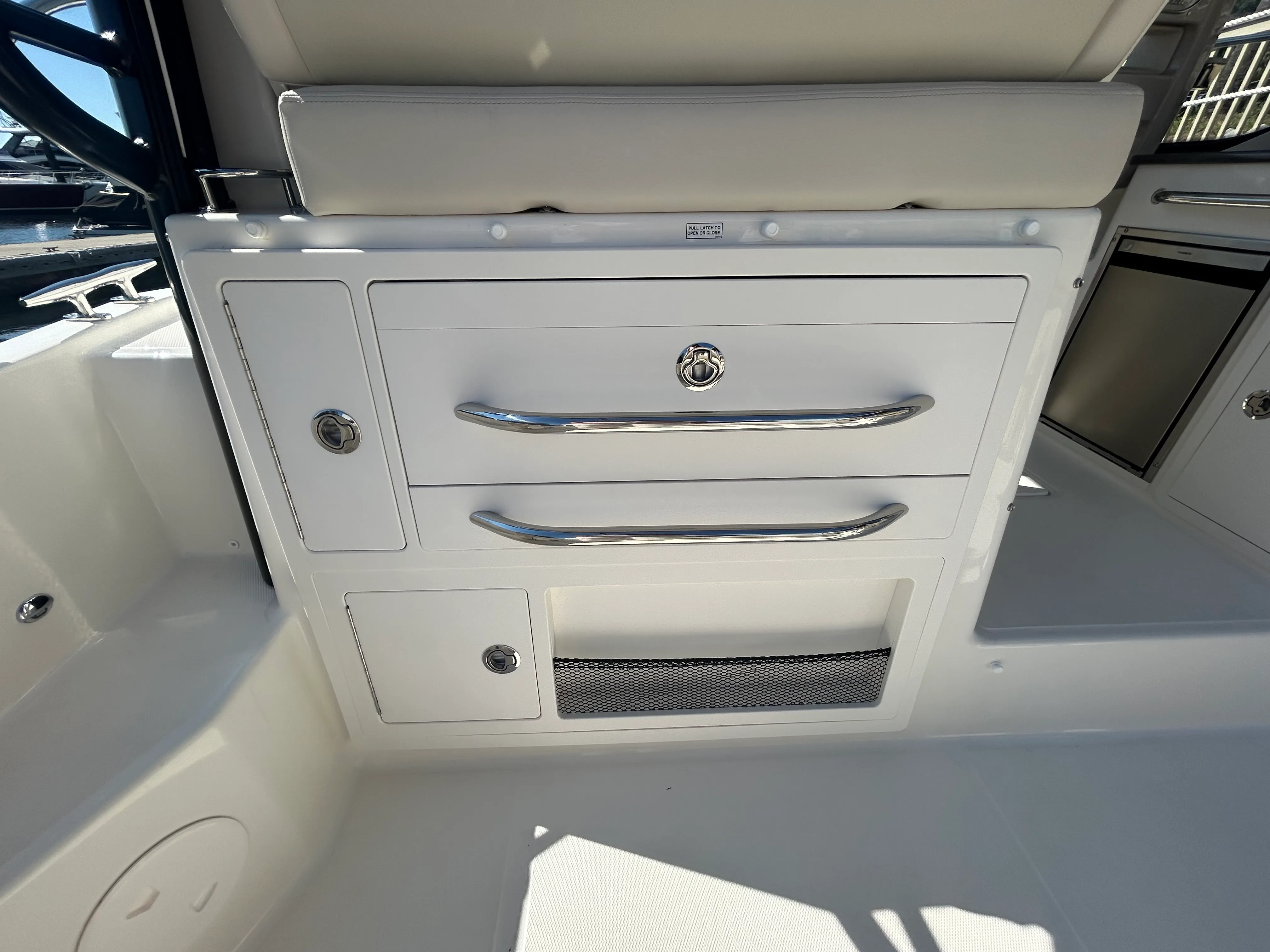 2026 Boston Whaler 325 Conquest Image Thumbnail #9