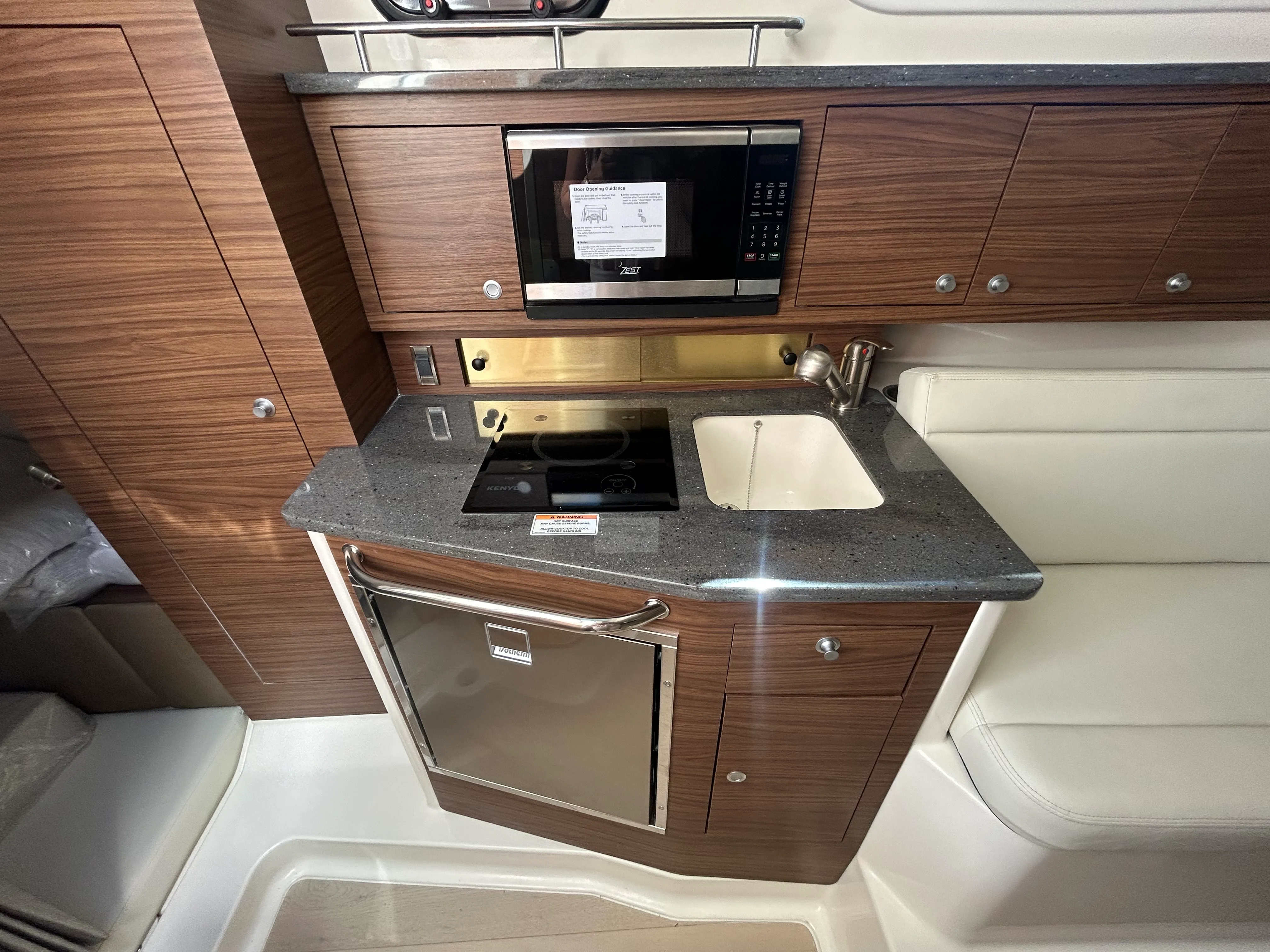 2026 Boston Whaler 325 Conquest Image Thumbnail #27
