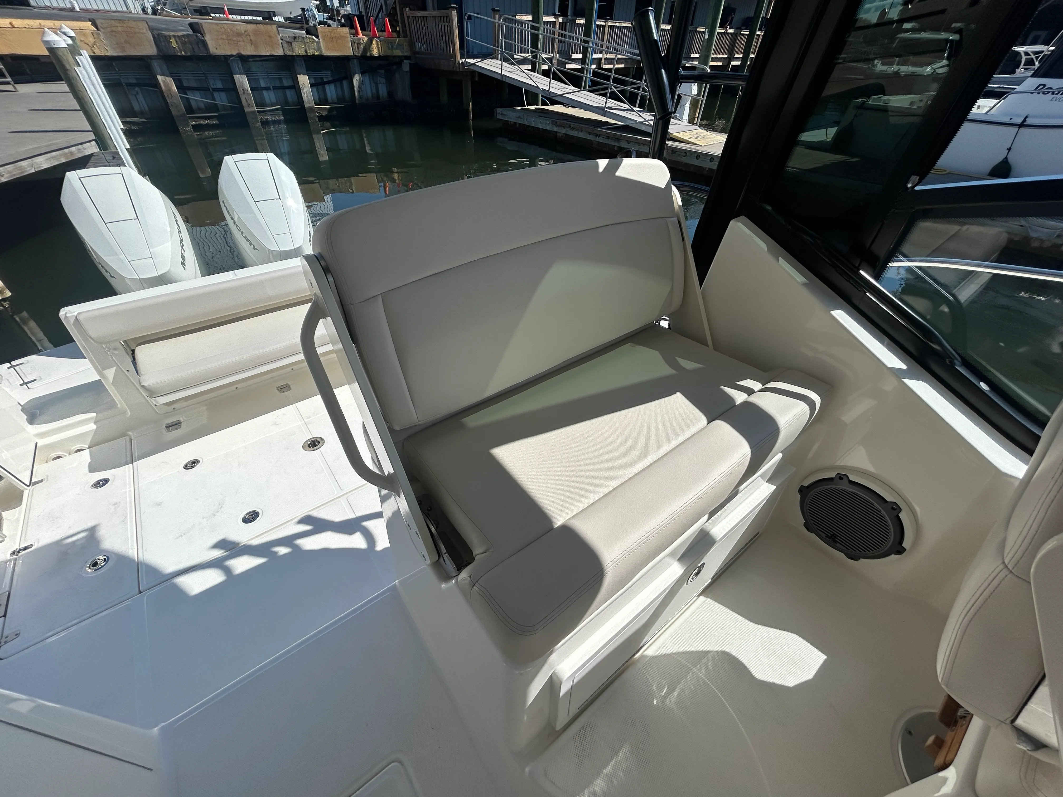 2026 Boston Whaler 325 Conquest Image Thumbnail #17