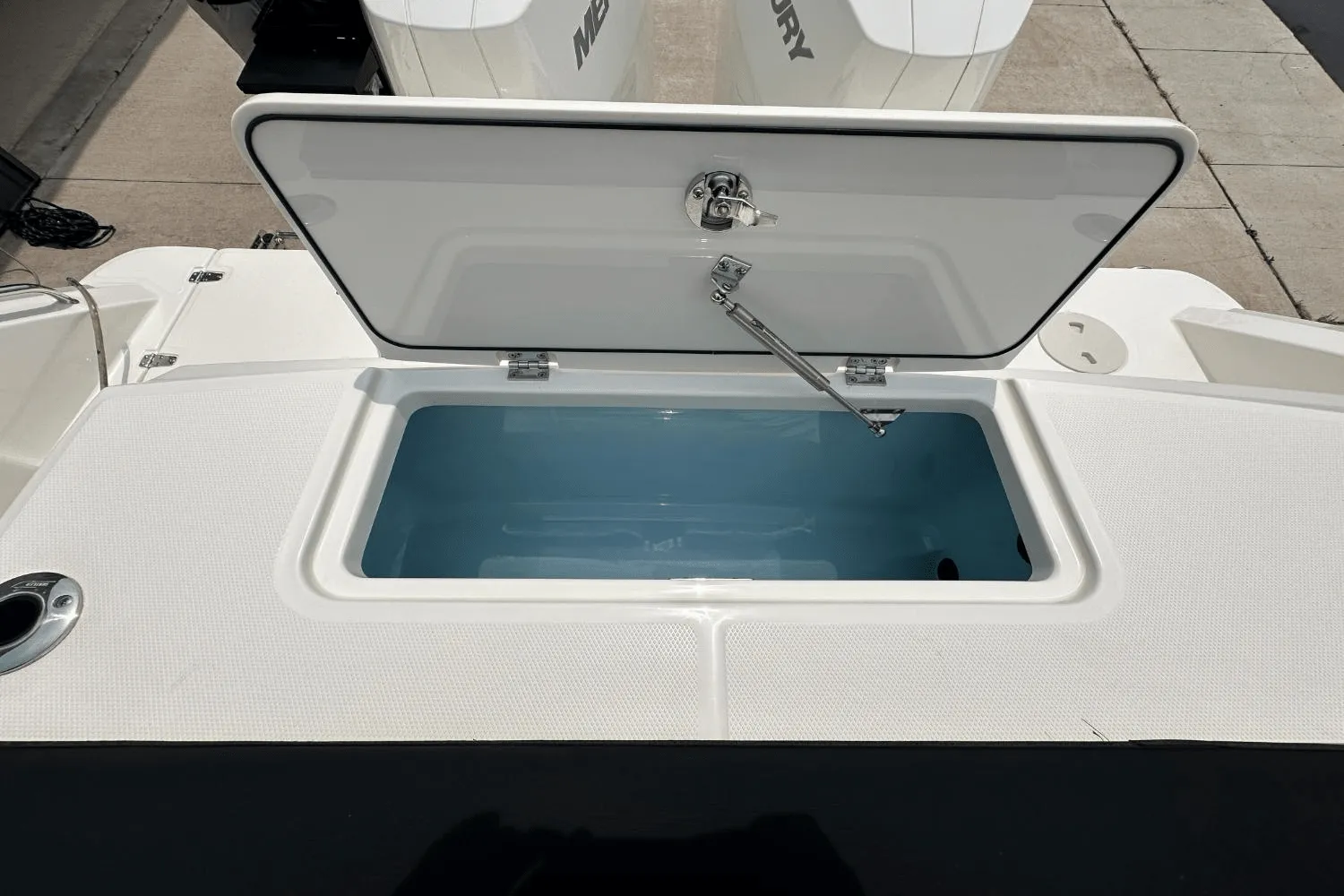 2025 Boston Whaler 330 Outrage Image Thumbnail #7