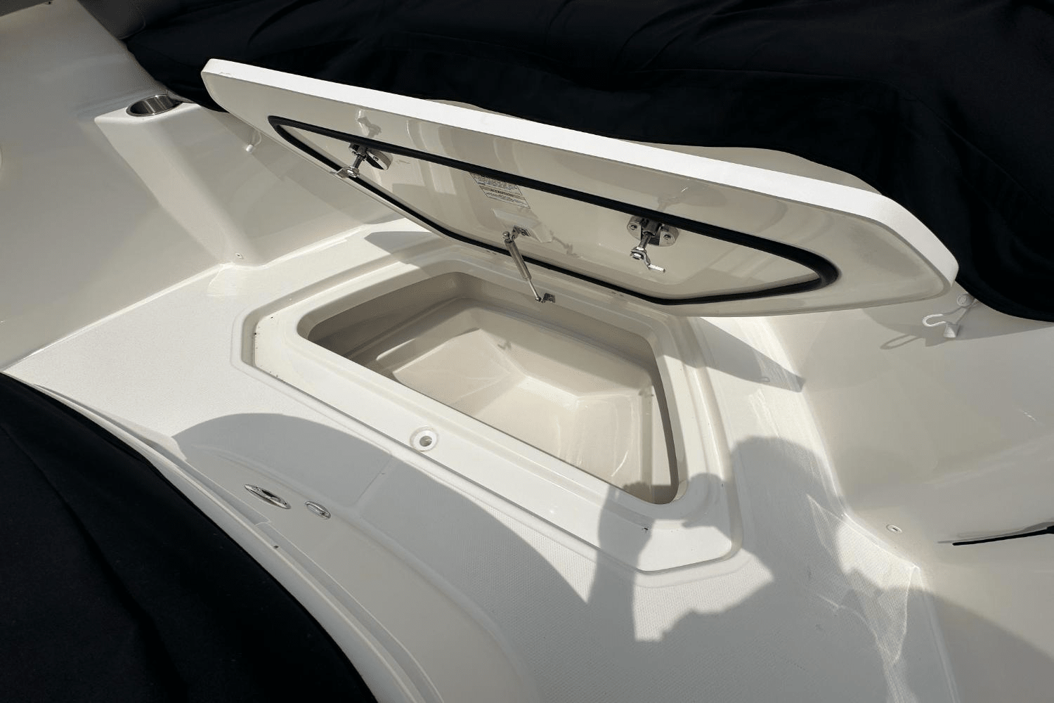 2025 Boston Whaler 330 Outrage Image Thumbnail #23