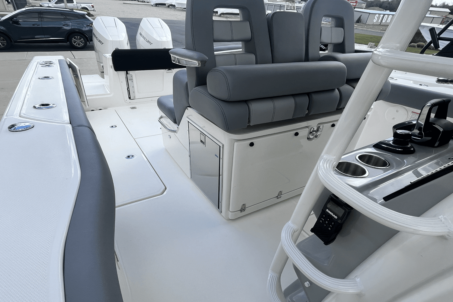2025 Boston Whaler 330 Outrage Image Thumbnail #6