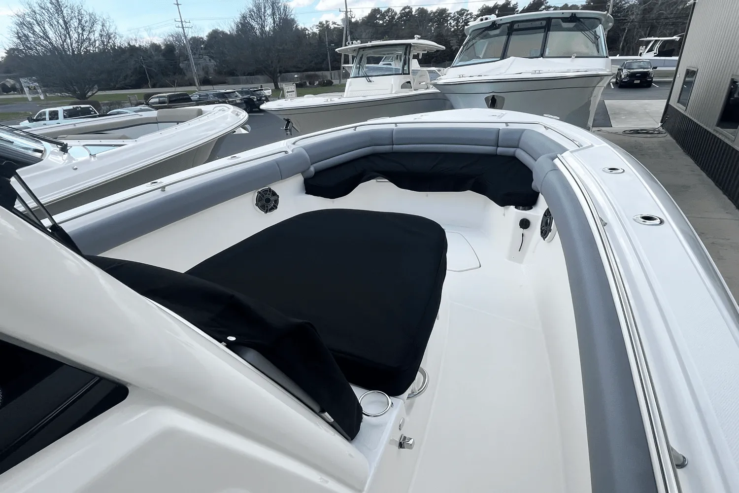 2025 Boston Whaler 330 Outrage Image Thumbnail #20