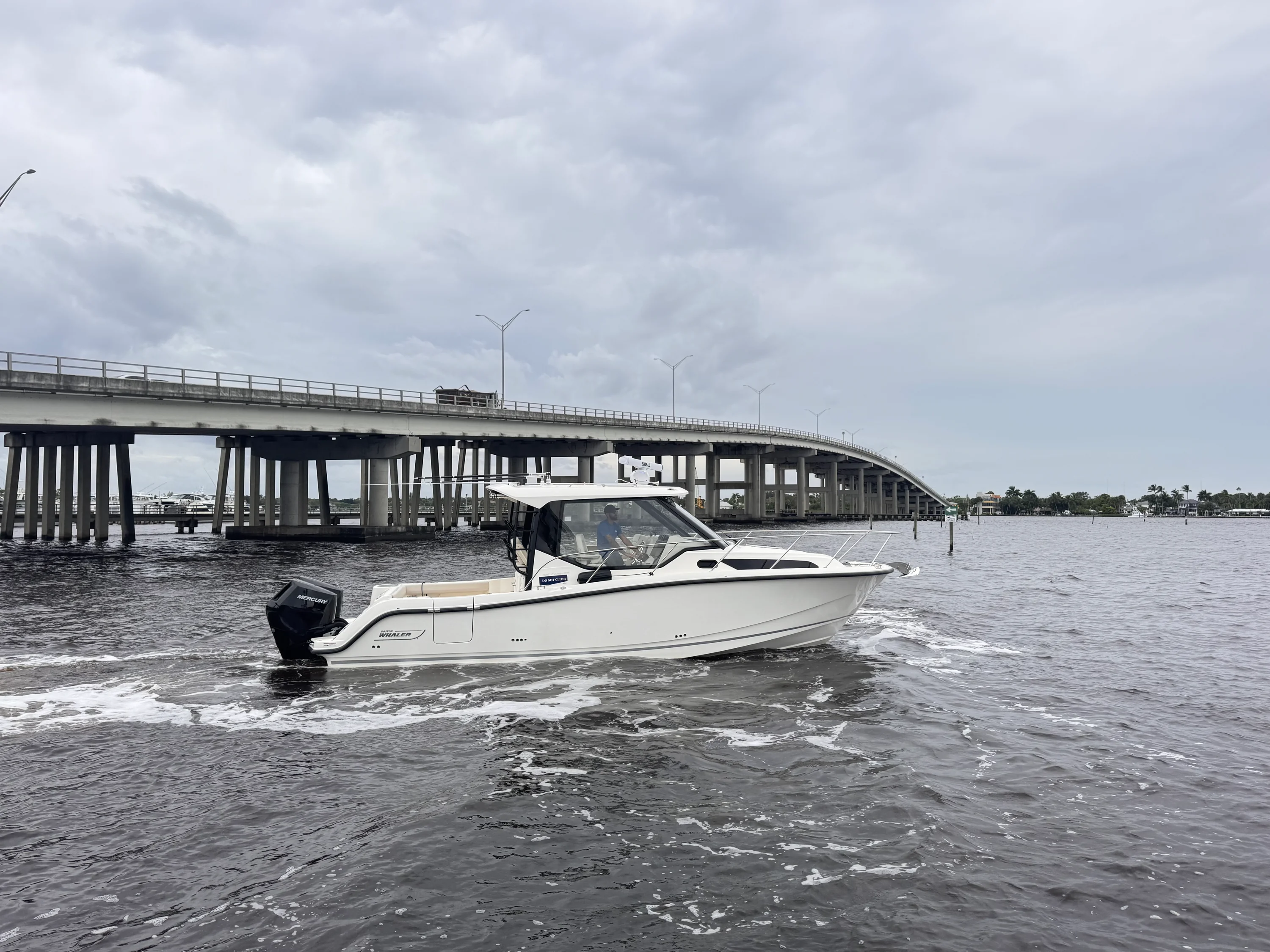 2026 Boston Whaler 325 Conquest Image Thumbnail #1