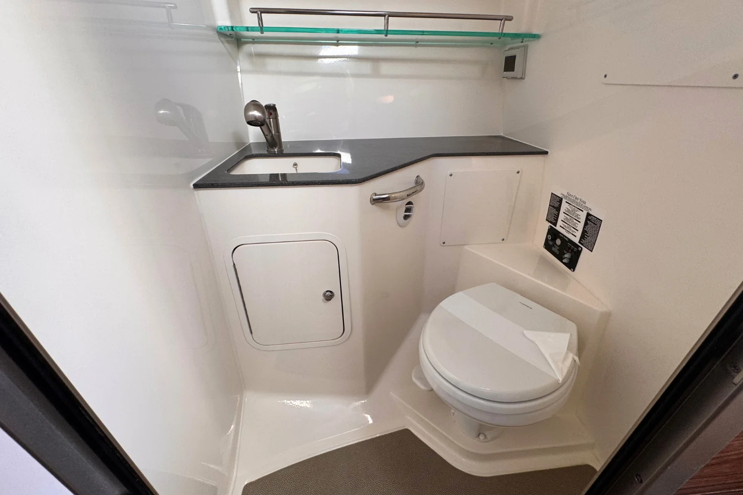 2026 Boston Whaler 325 Conquest Image Thumbnail #33