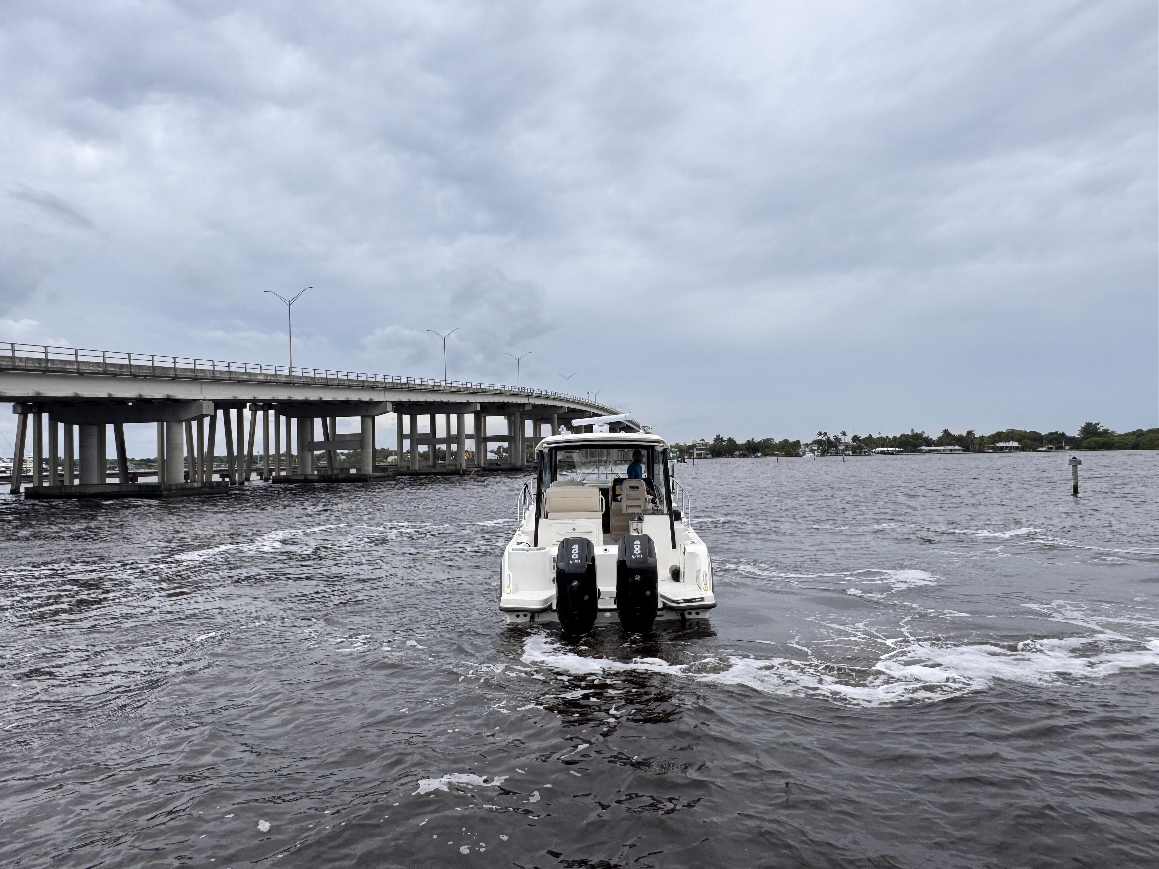 2026 Boston Whaler 325 Conquest Image Thumbnail #6
