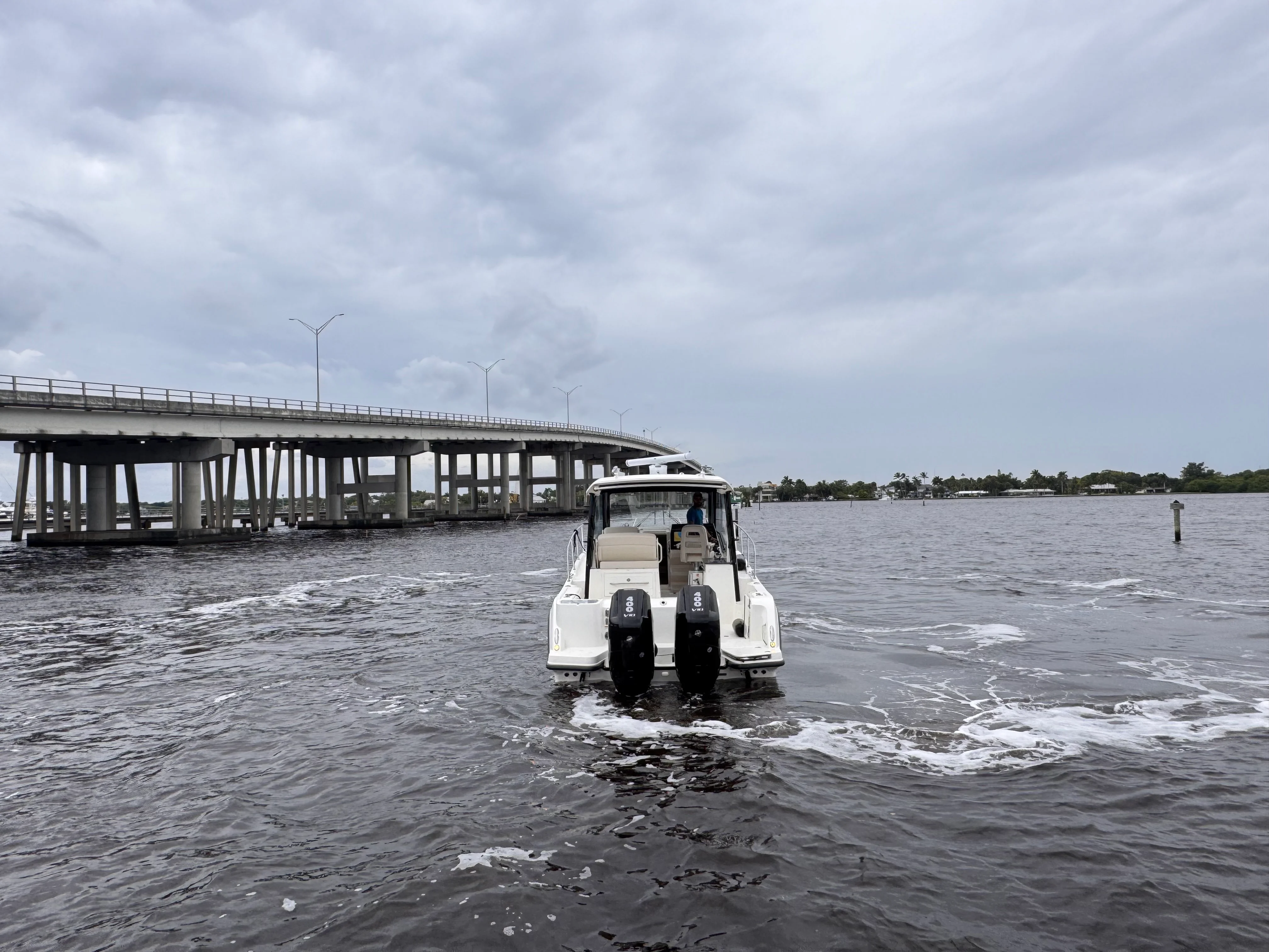 2026 Boston Whaler 325 Conquest Image Thumbnail #6