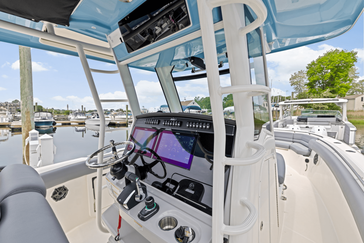 2025 Boston Whaler 330 Outrage Image Thumbnail #23