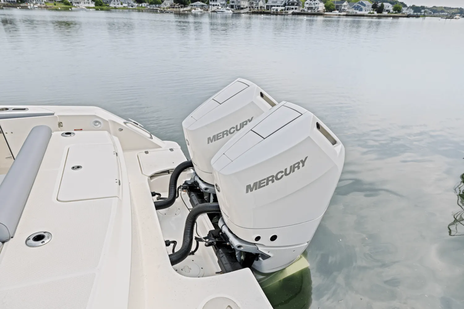 2025 Boston Whaler 330 Outrage Image Thumbnail #7