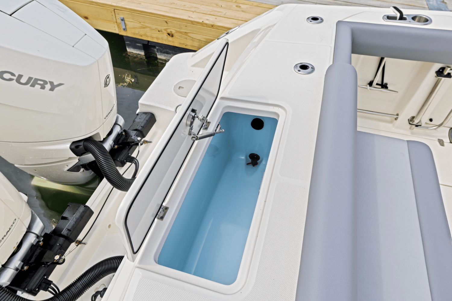 2025 Boston Whaler 330 Outrage Image Thumbnail #12