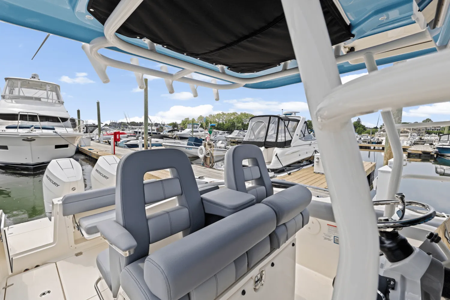 2025 Boston Whaler 330 Outrage Image Thumbnail #16