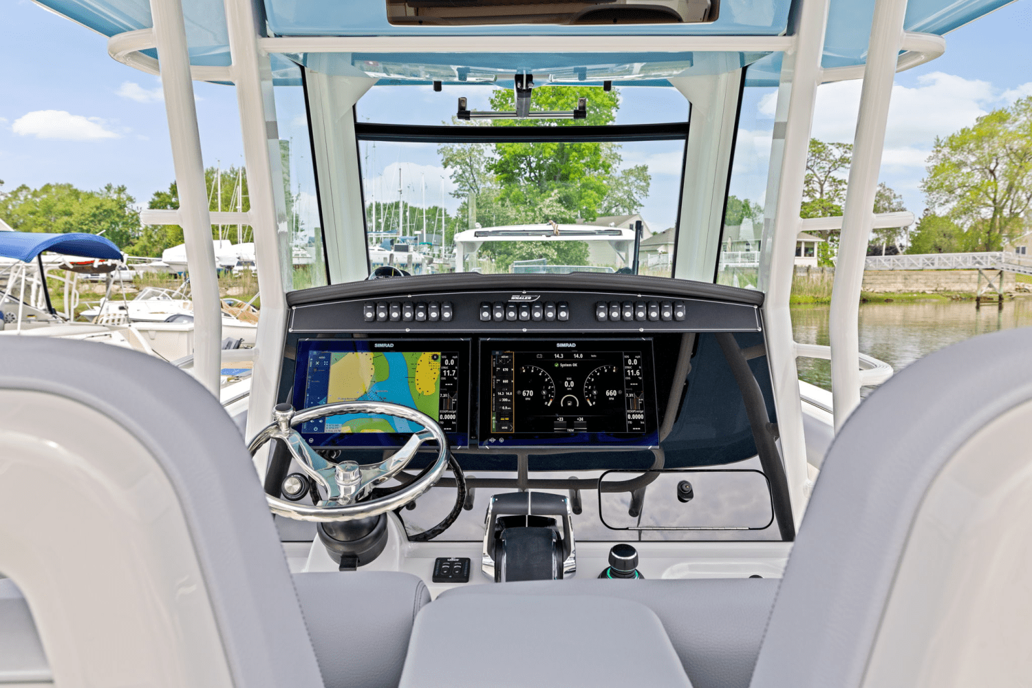 2025 Boston Whaler 330 Outrage Image Thumbnail #15