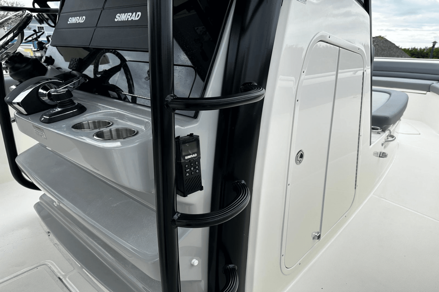 2025 Boston Whaler 330 Outrage Image Thumbnail #18