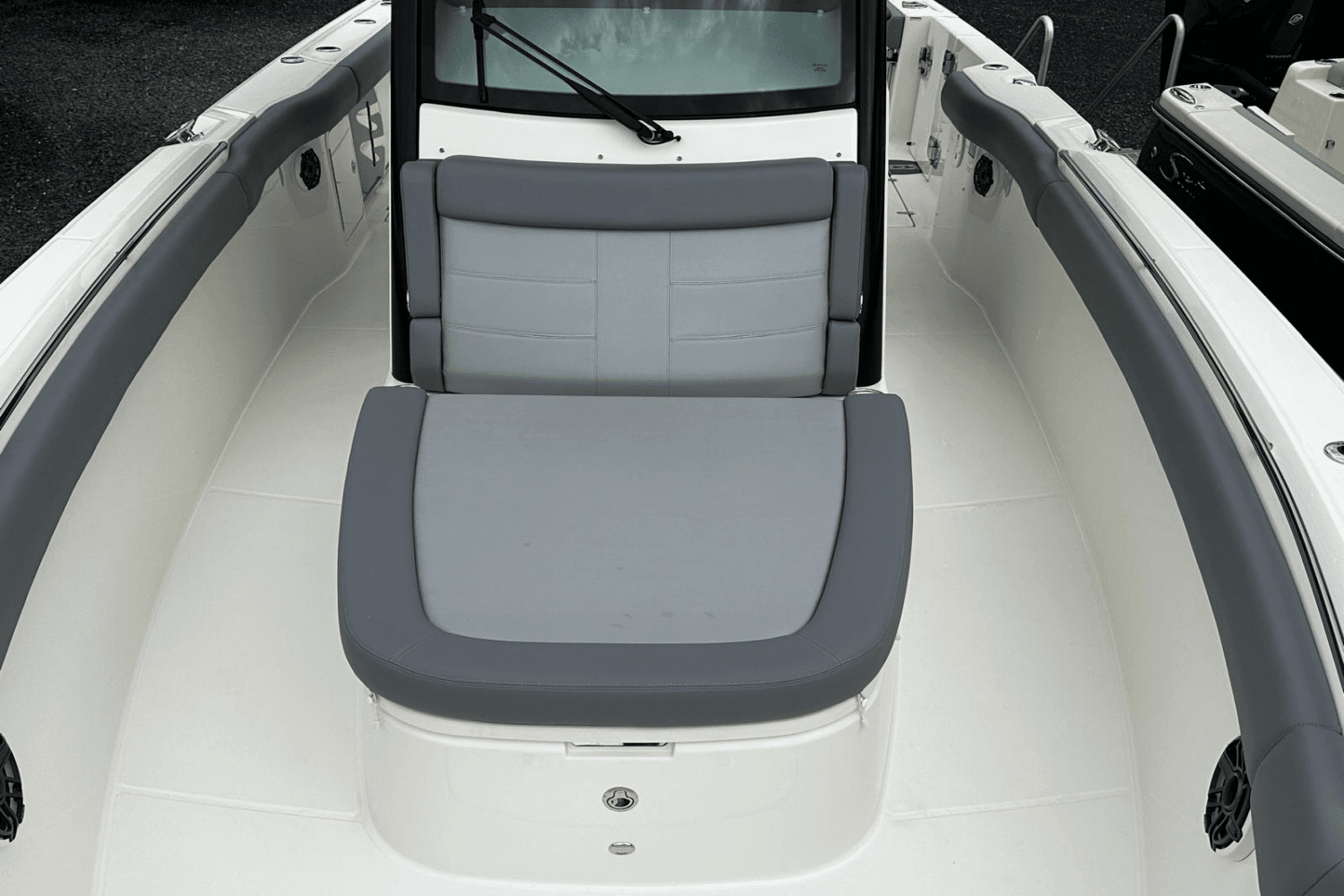 2025 Boston Whaler 330 Outrage Image Thumbnail #15