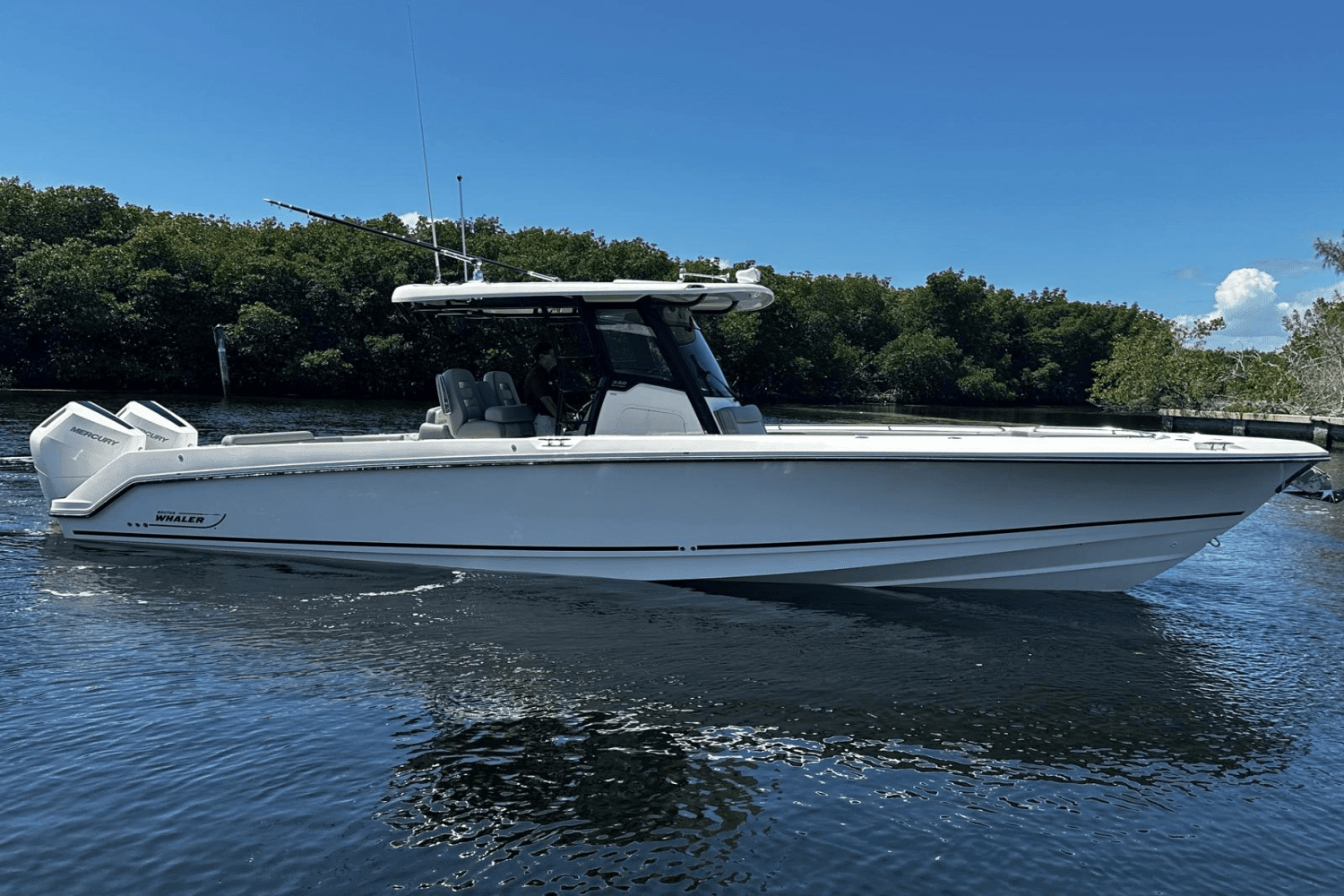 2025 Boston Whaler 330 Outrage Image Thumbnail #6