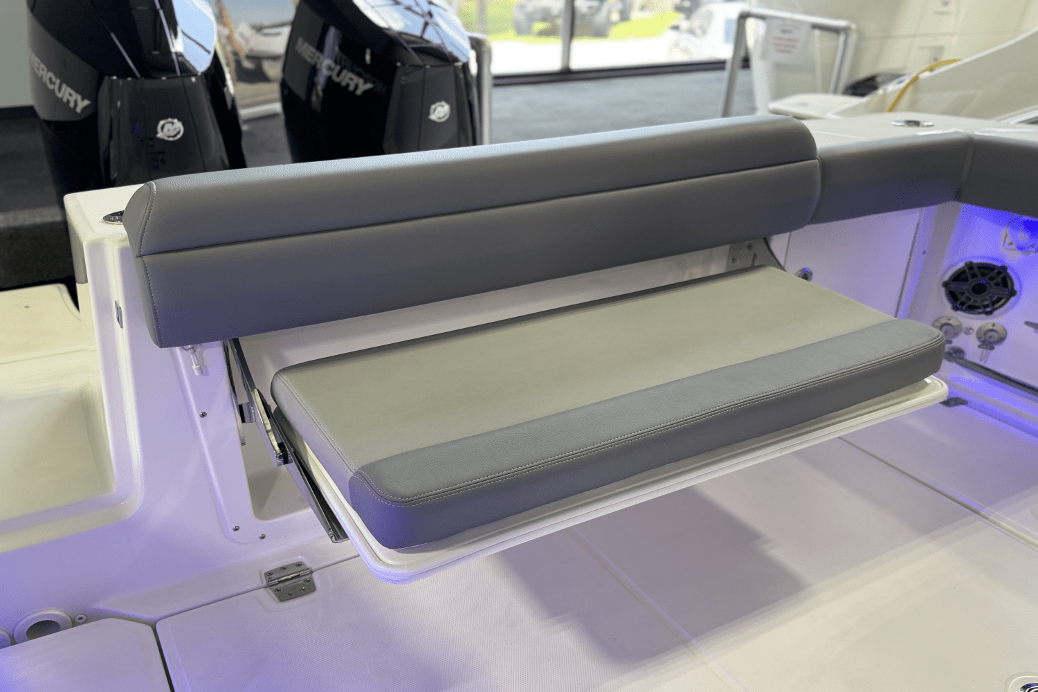 2025 Boston Whaler 330 Outrage Image Thumbnail #8