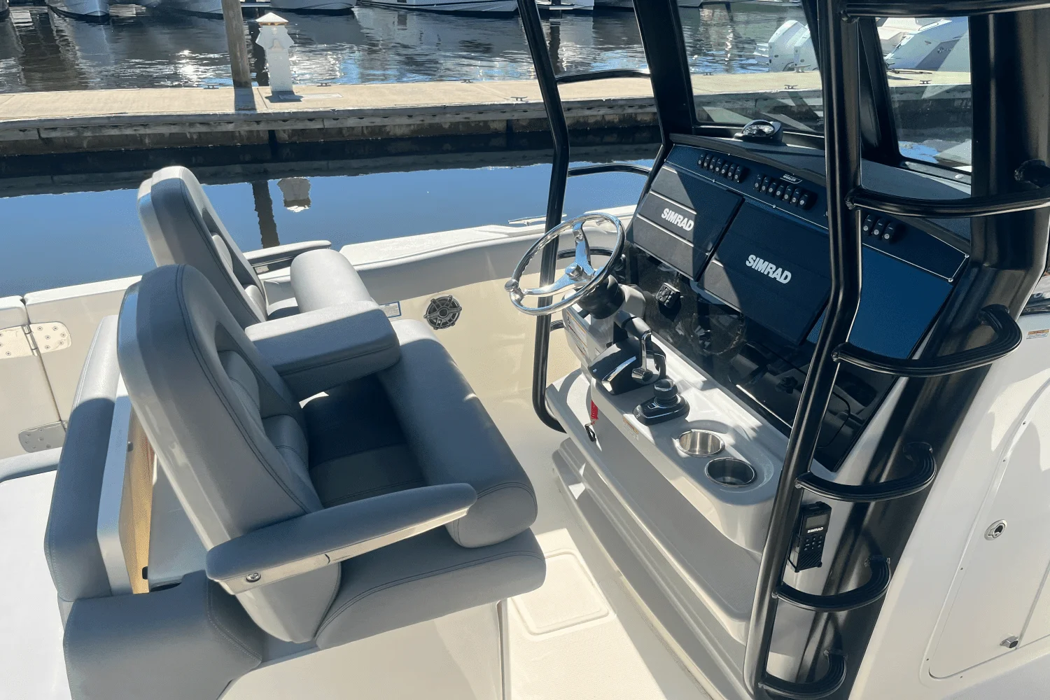 2025 Boston Whaler 330 Outrage Image Thumbnail #13
