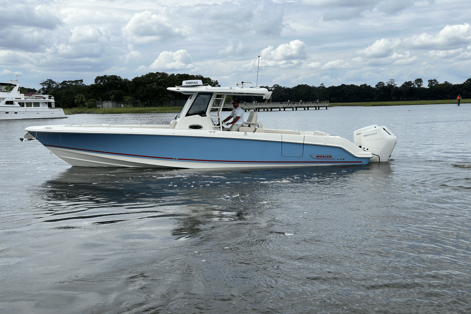 2025 Boston Whaler 330 Outrage Image Thumbnail #3