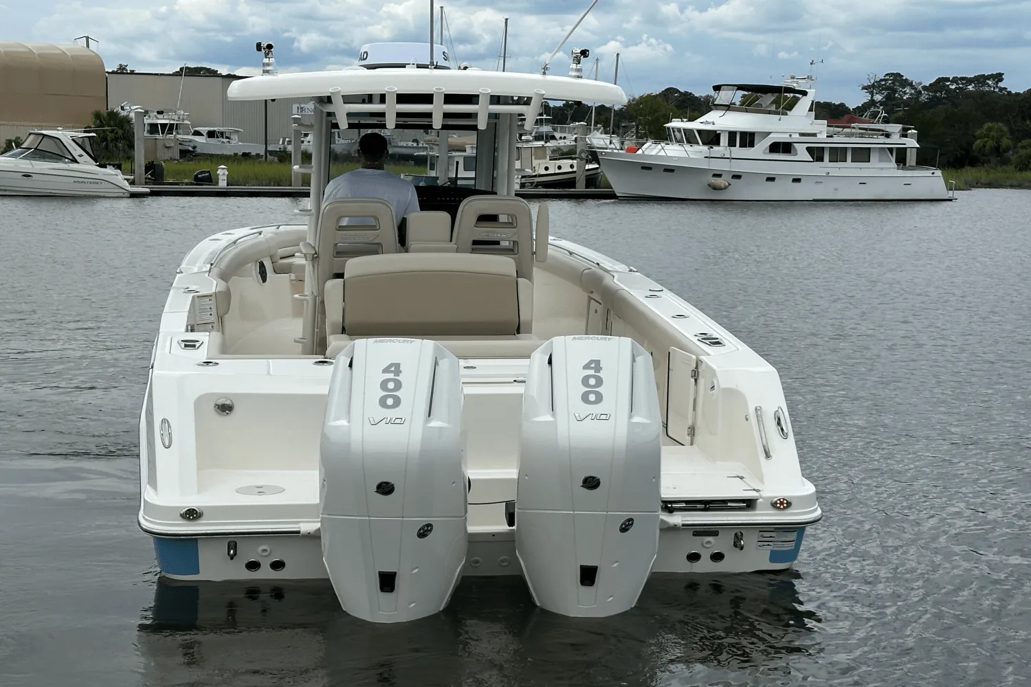2025 Boston Whaler 330 Outrage Image Thumbnail #5