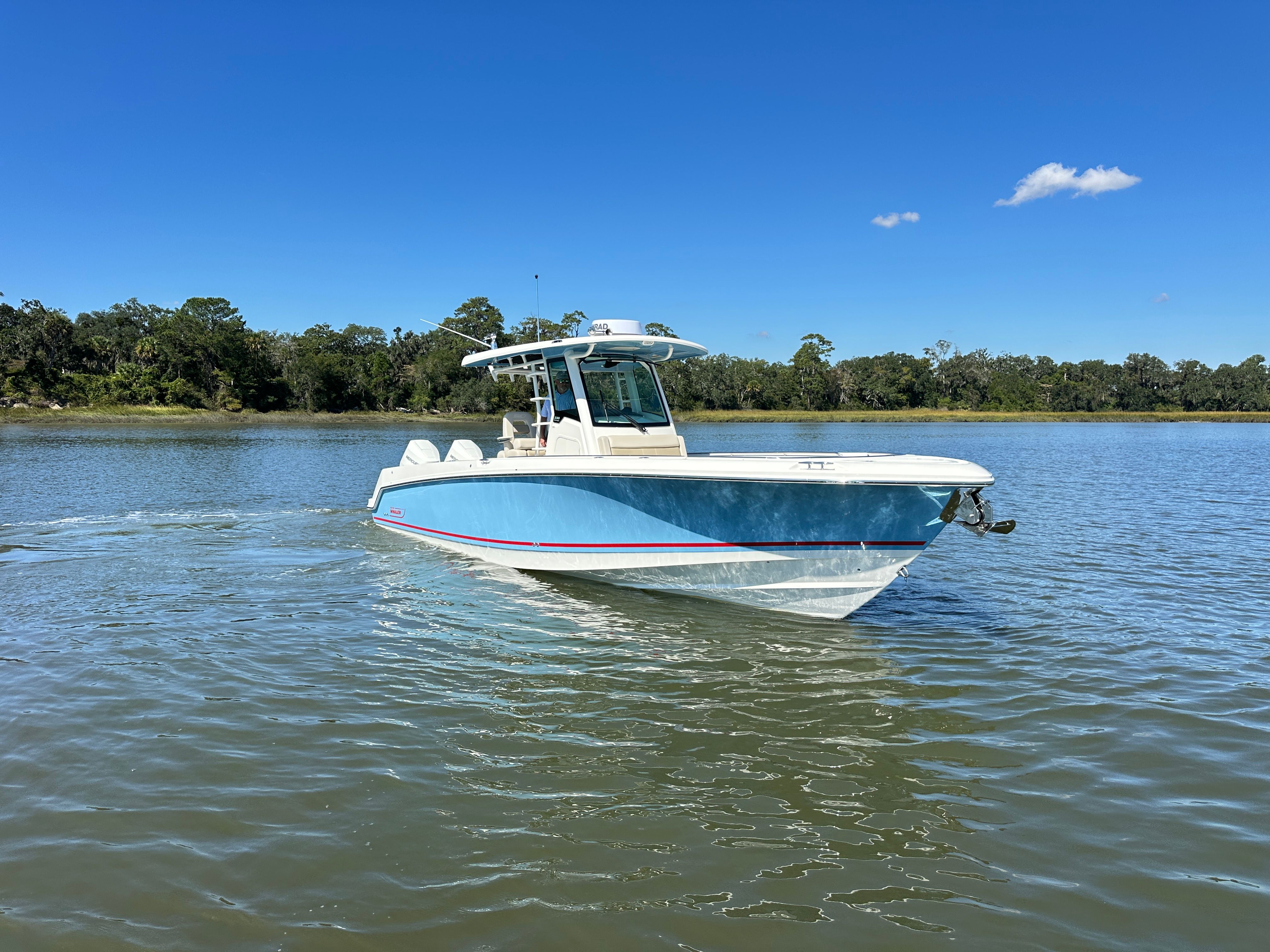 2025 Boston Whaler 330 Outrage Image Thumbnail #10