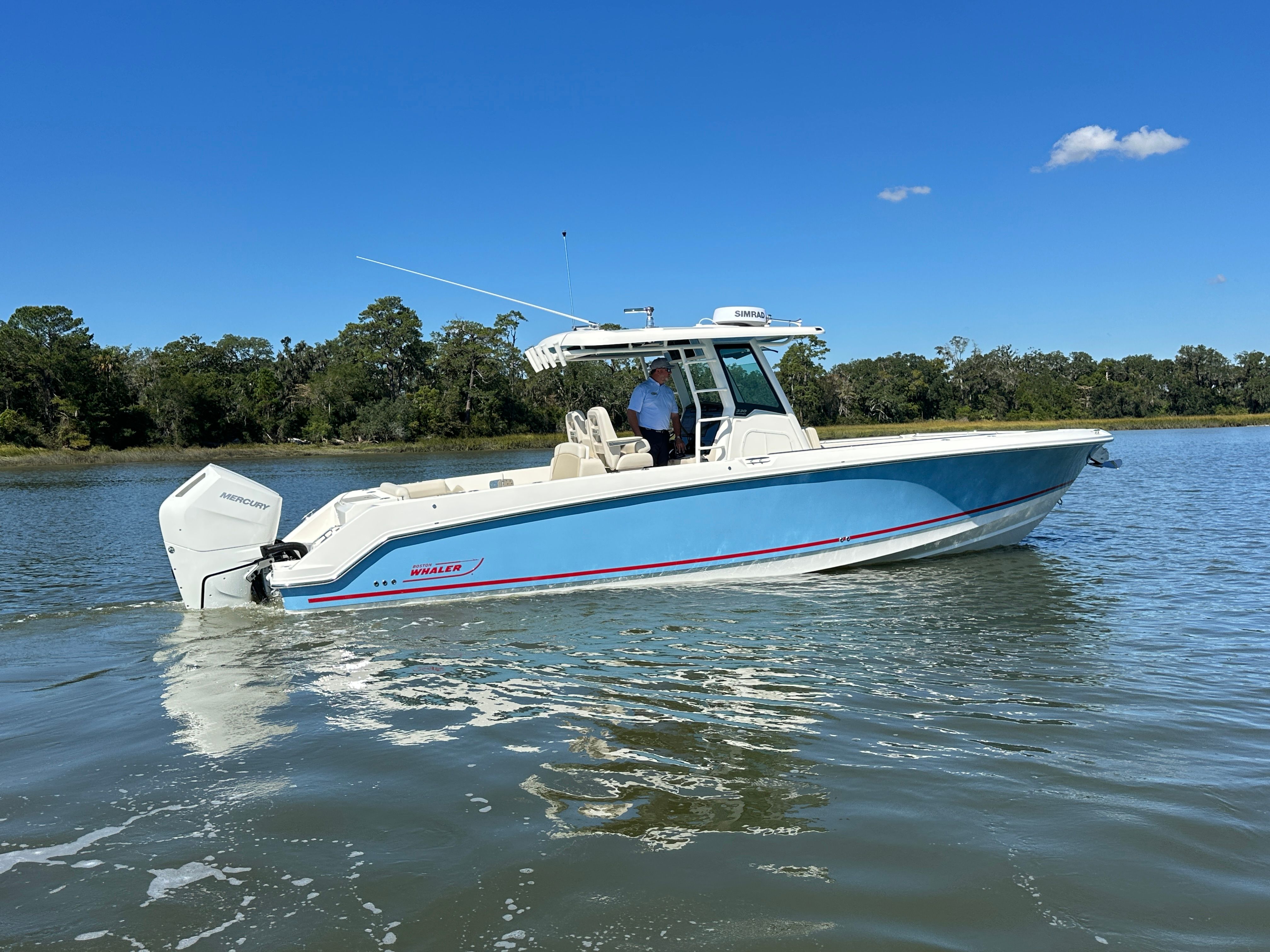 2025 Boston Whaler 330 Outrage Image Thumbnail #2